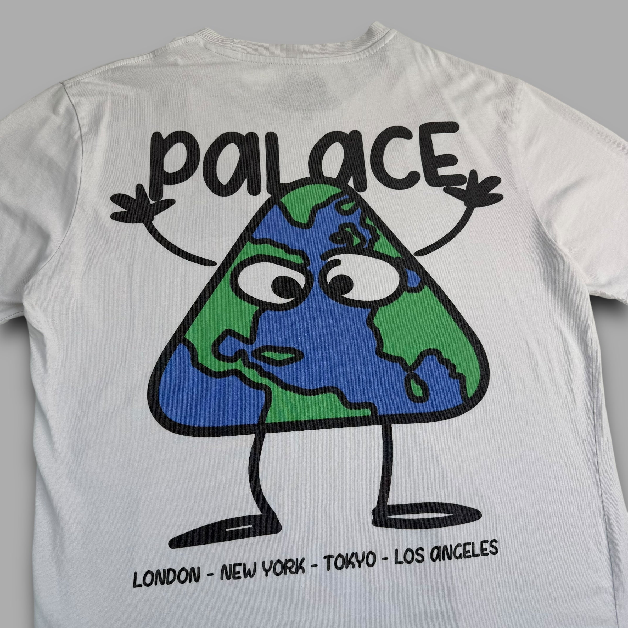 Palace globlerone tri- ferg tee (XL)