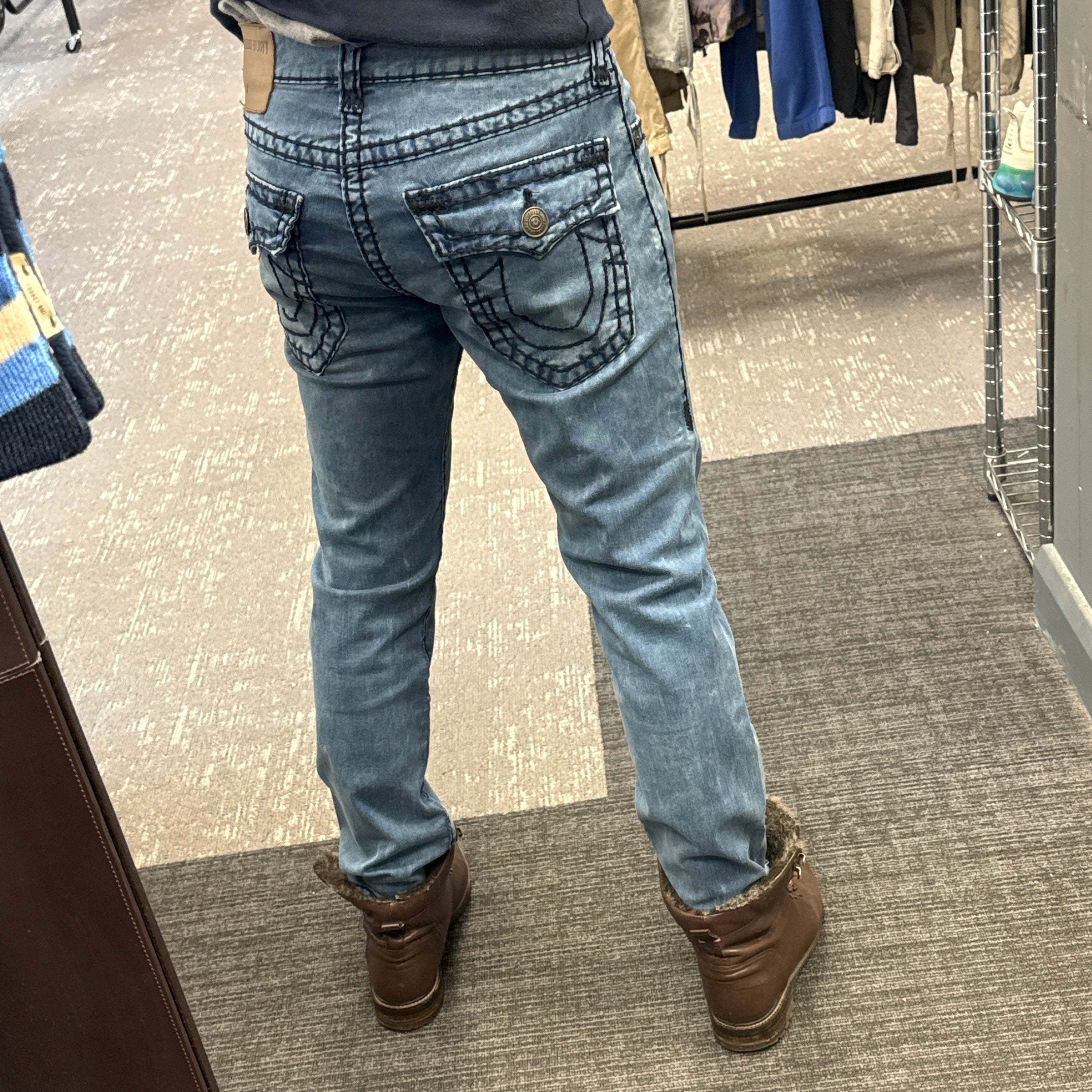 True religion 2000's rocco relaxed skinny contrast stitch washed denim jeans (S)