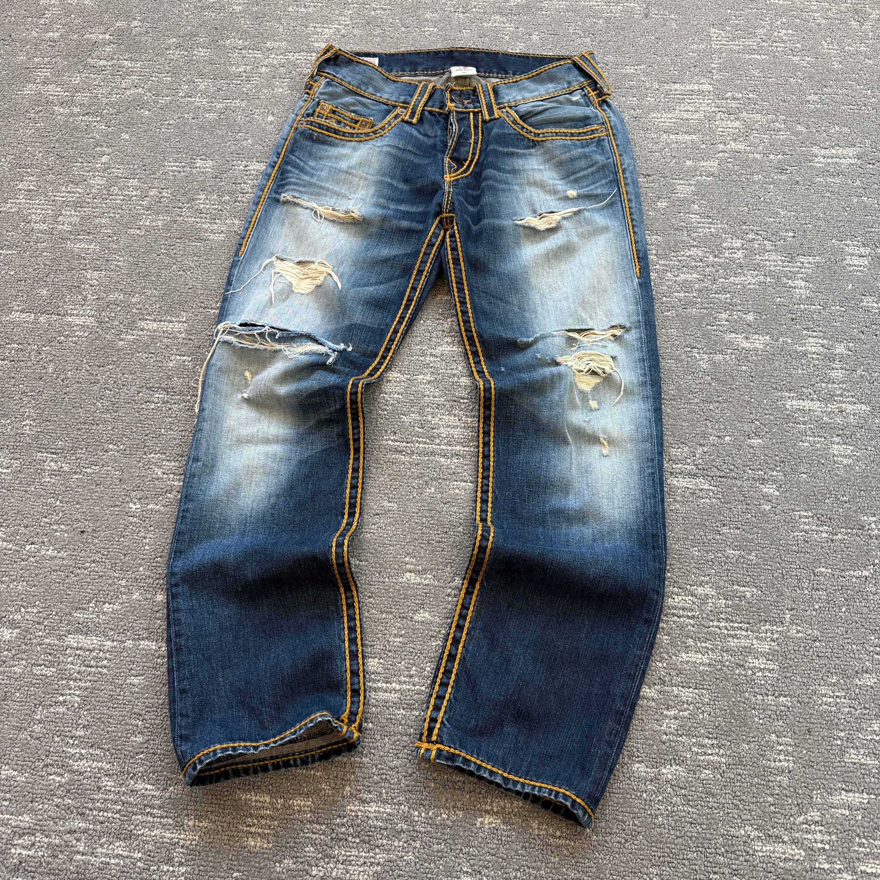 True religion 2002 relaxed straight bootcut denim contrast stitch distressed jeans (S)