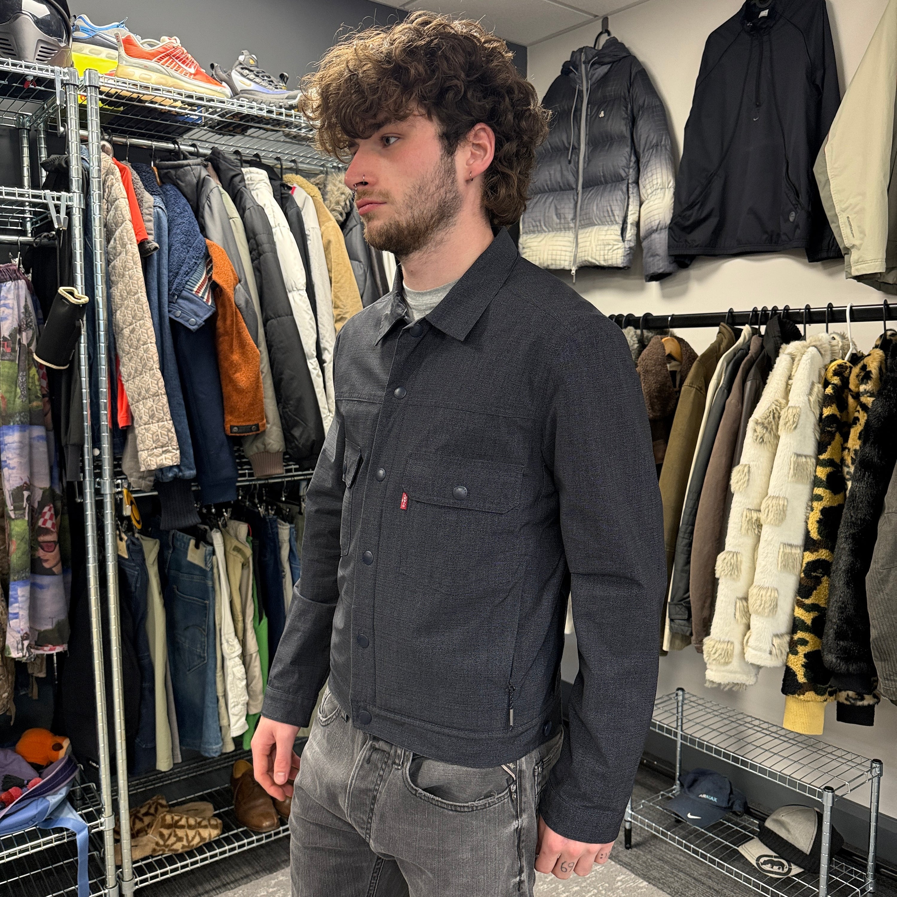 Levi's 2000's technical multi-pocket water resistant coach jacket (S)