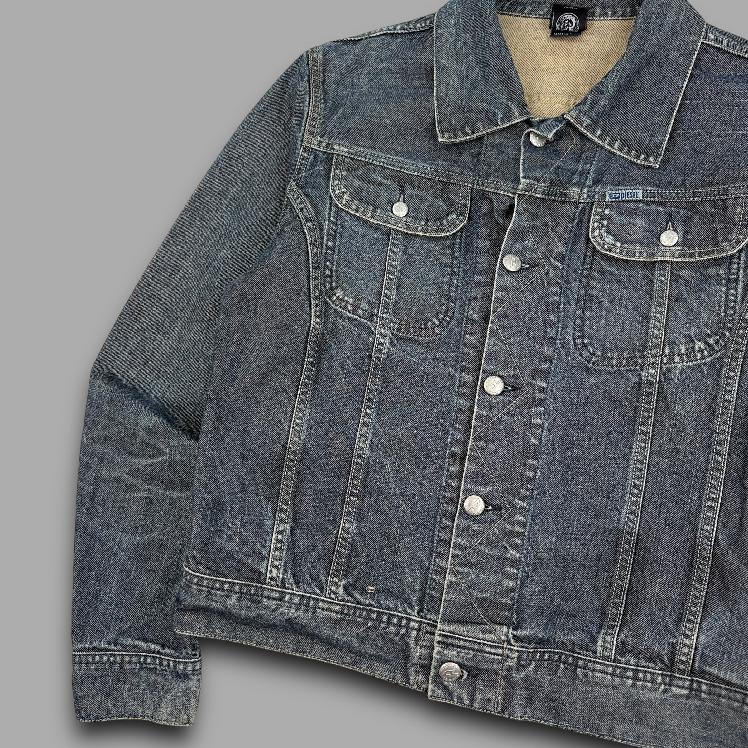 Diesel 2000's button up cropped denim jacket (M)