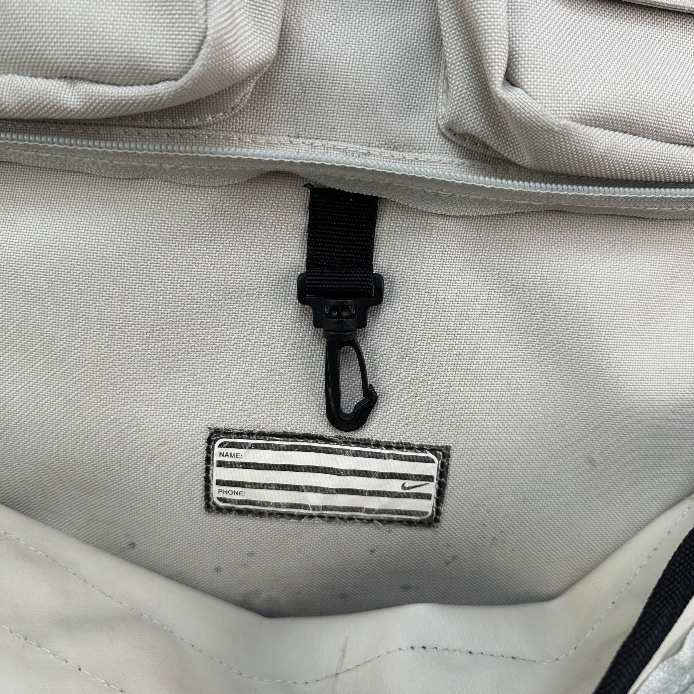 Nike 2000's technical multi-pocket satchel bag (OS)