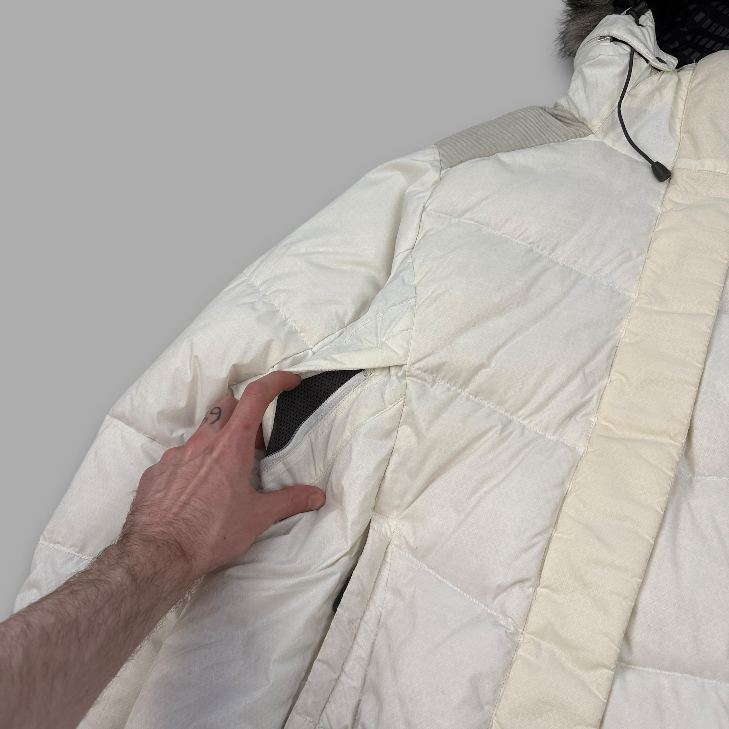 Salomon 2000's technical downfilled vented puffer ski jacket (L) wms