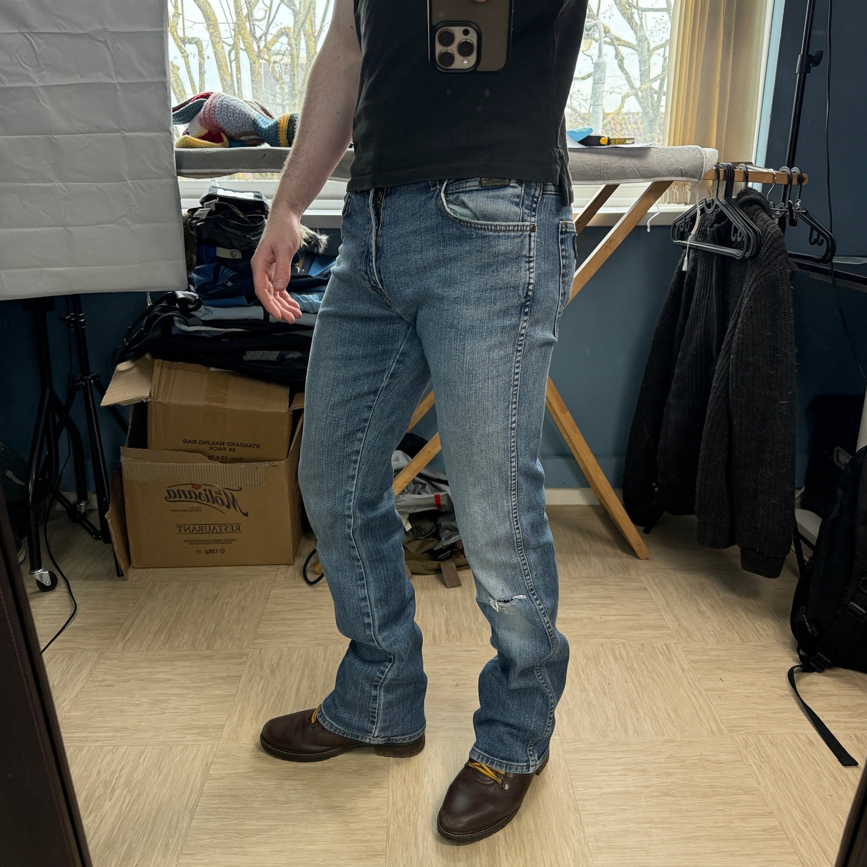 Wrangler 2000's straight fit bootcut denim jeans (S)