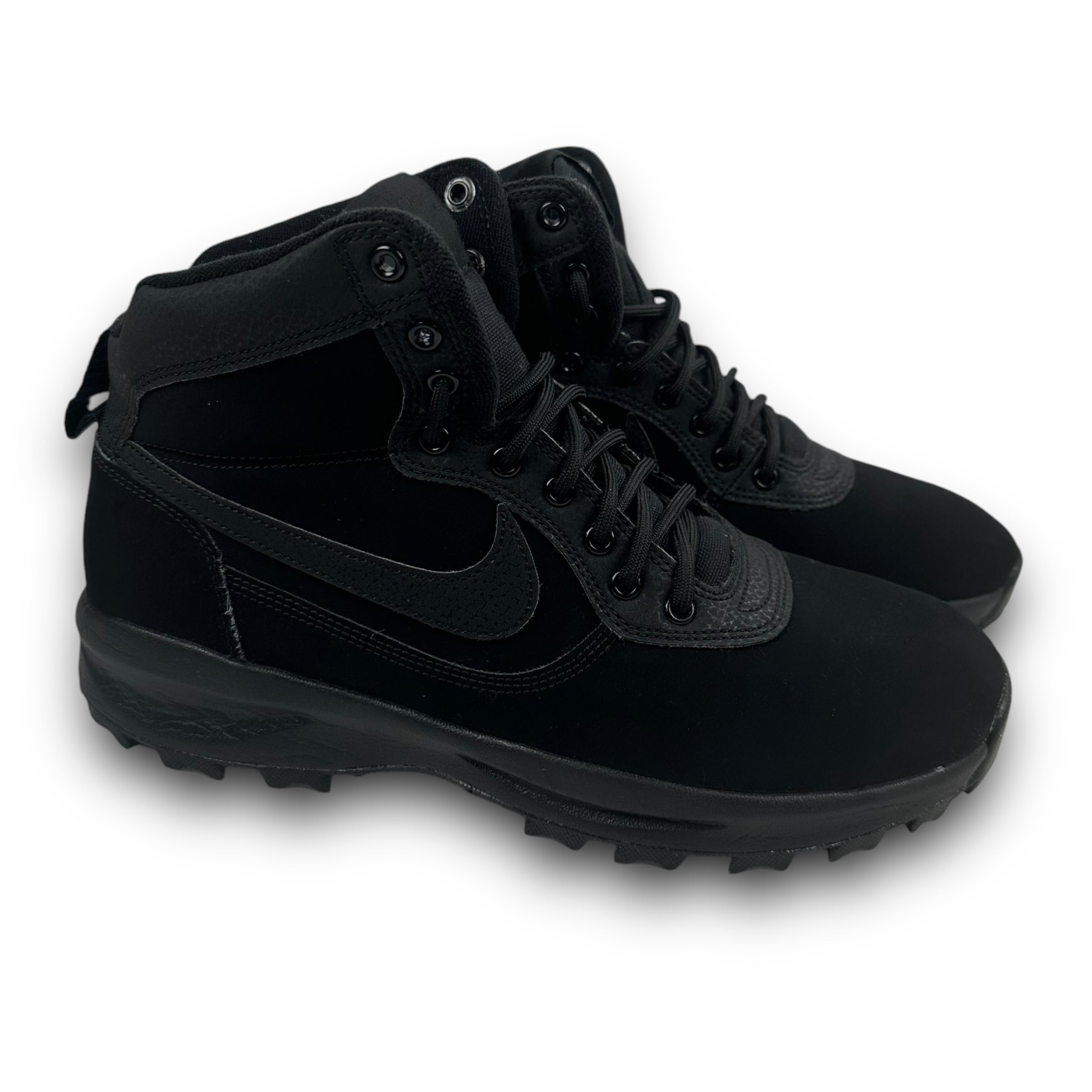 Nike manoadome 'triple black' 2020 (UK8.5)