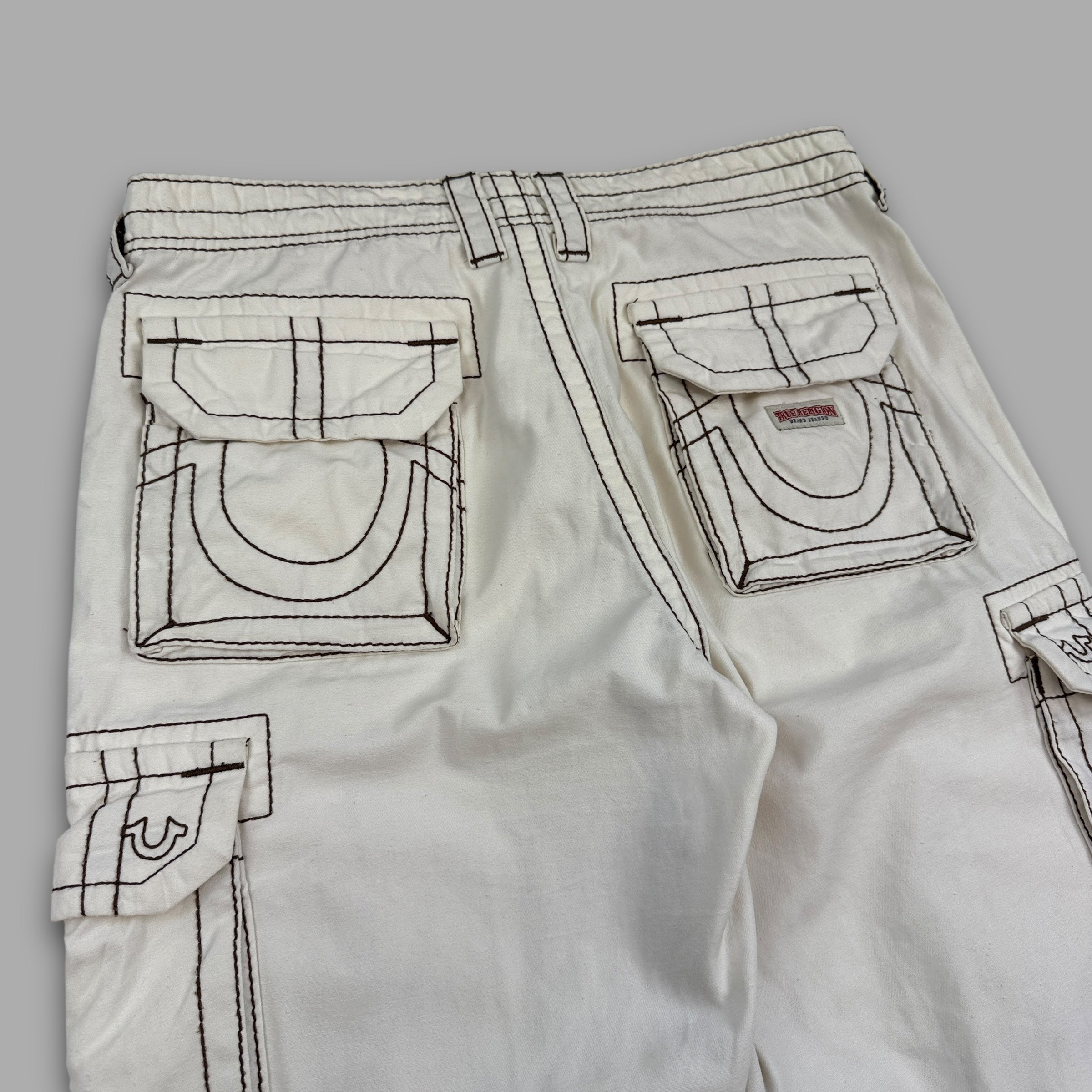 True religion 2000's straight leg contrast stitch jeans (S)