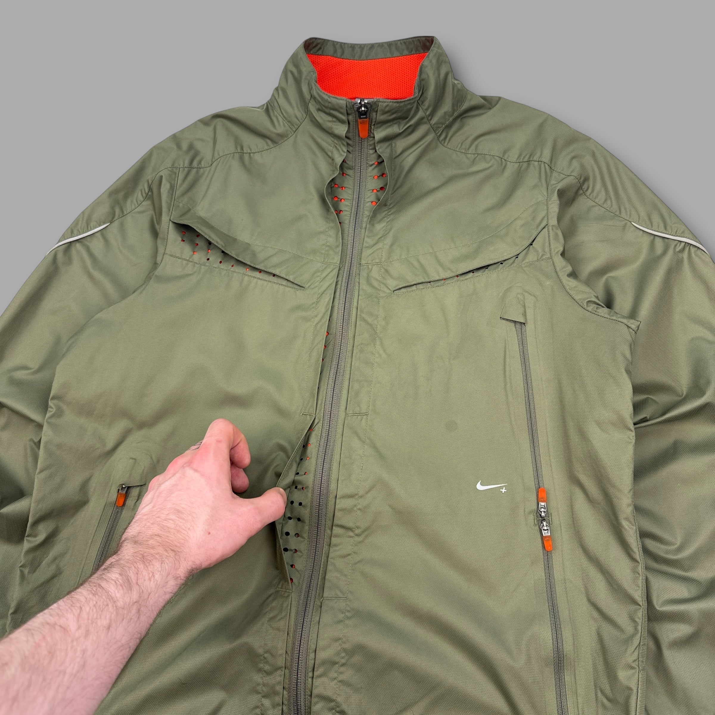 Nike fit+ 2000's technical vented panelled track jacket (S)