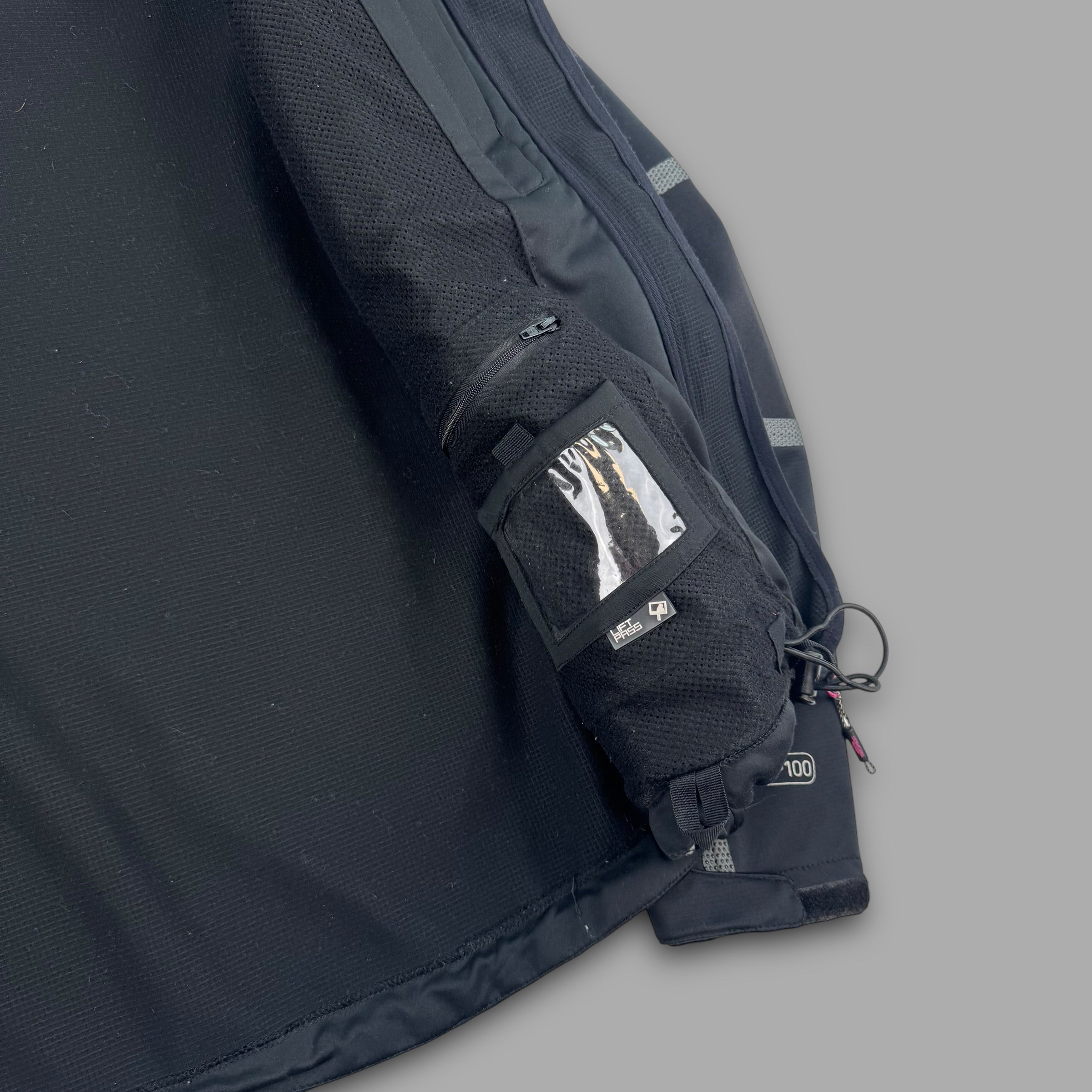 Trespass 2000's technical taped seams vented waterproof softshell jacket (L) wms