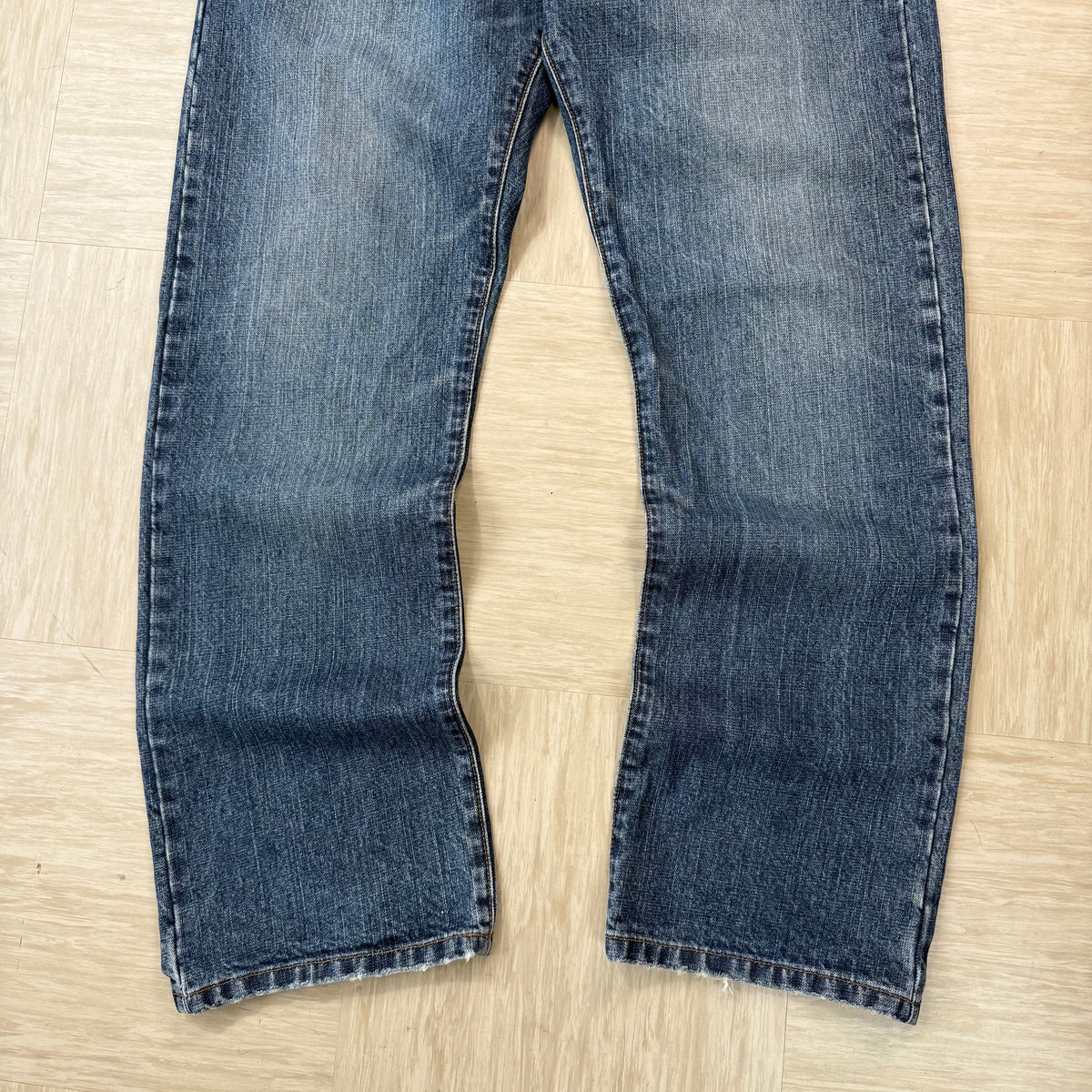 No fear 2000's relaxed fit denim straight leg jeans (S)