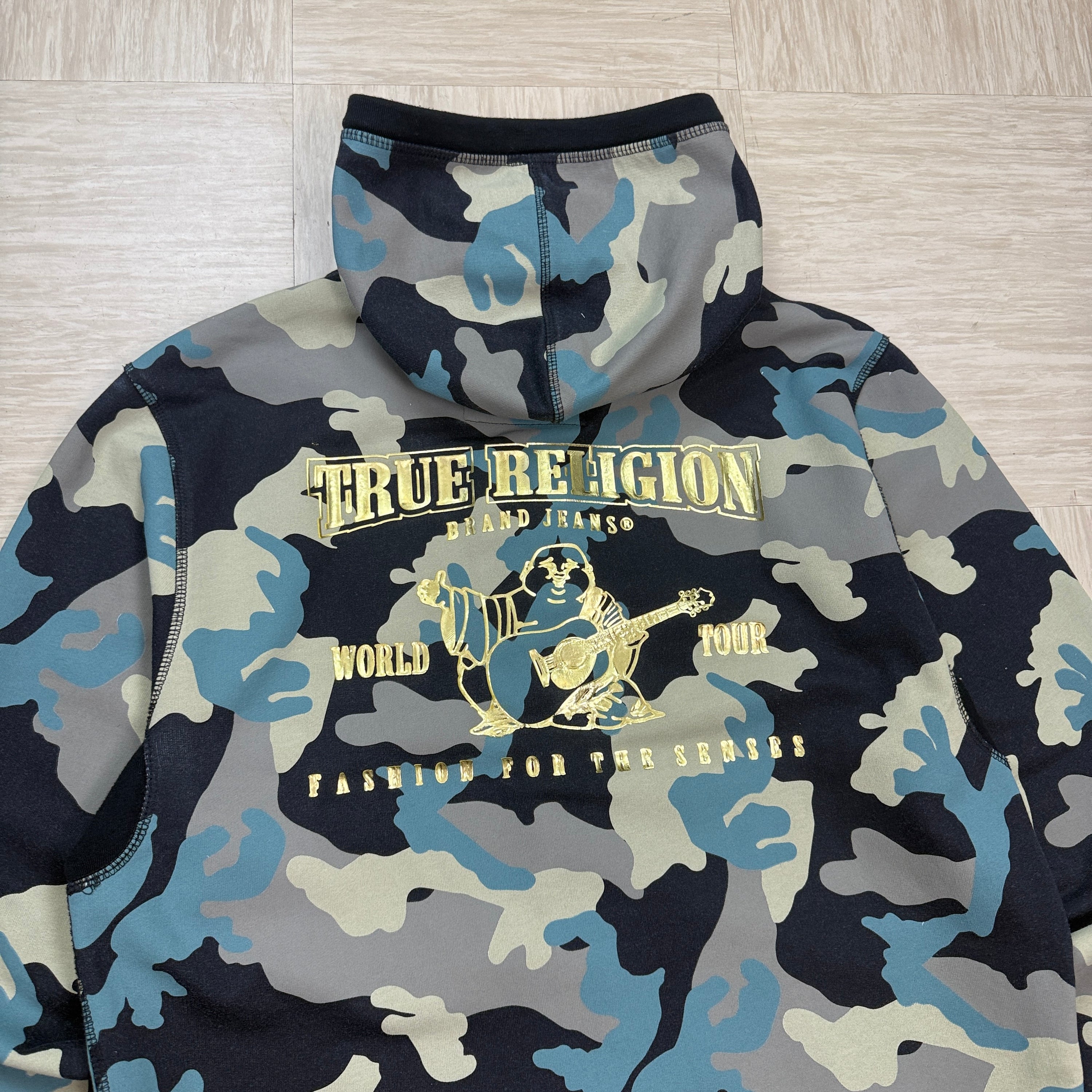 True religion 2000's zip up graphic camo print hoodie (L)
