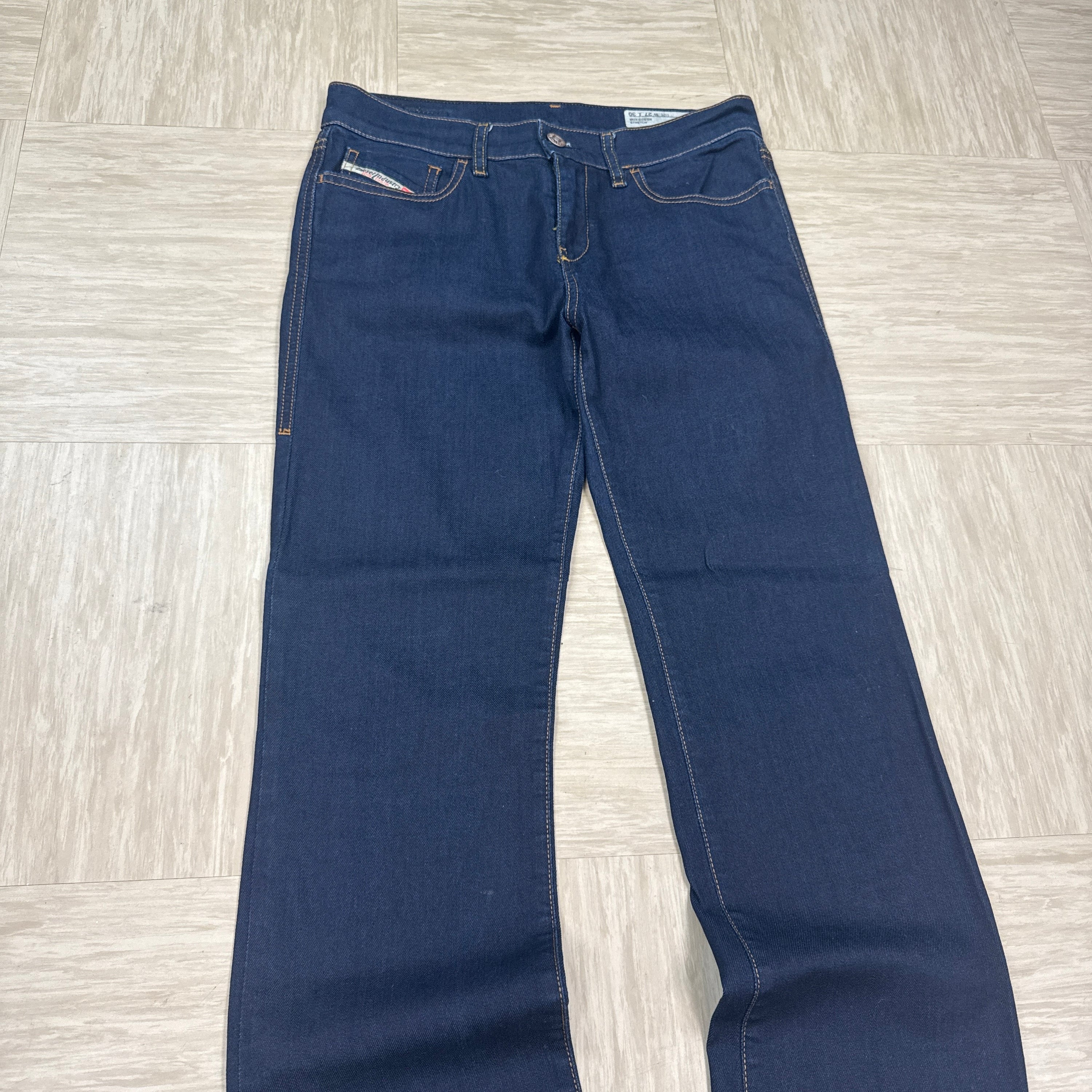 Diesel 2000's dark regular slim bootcut jeans (S)