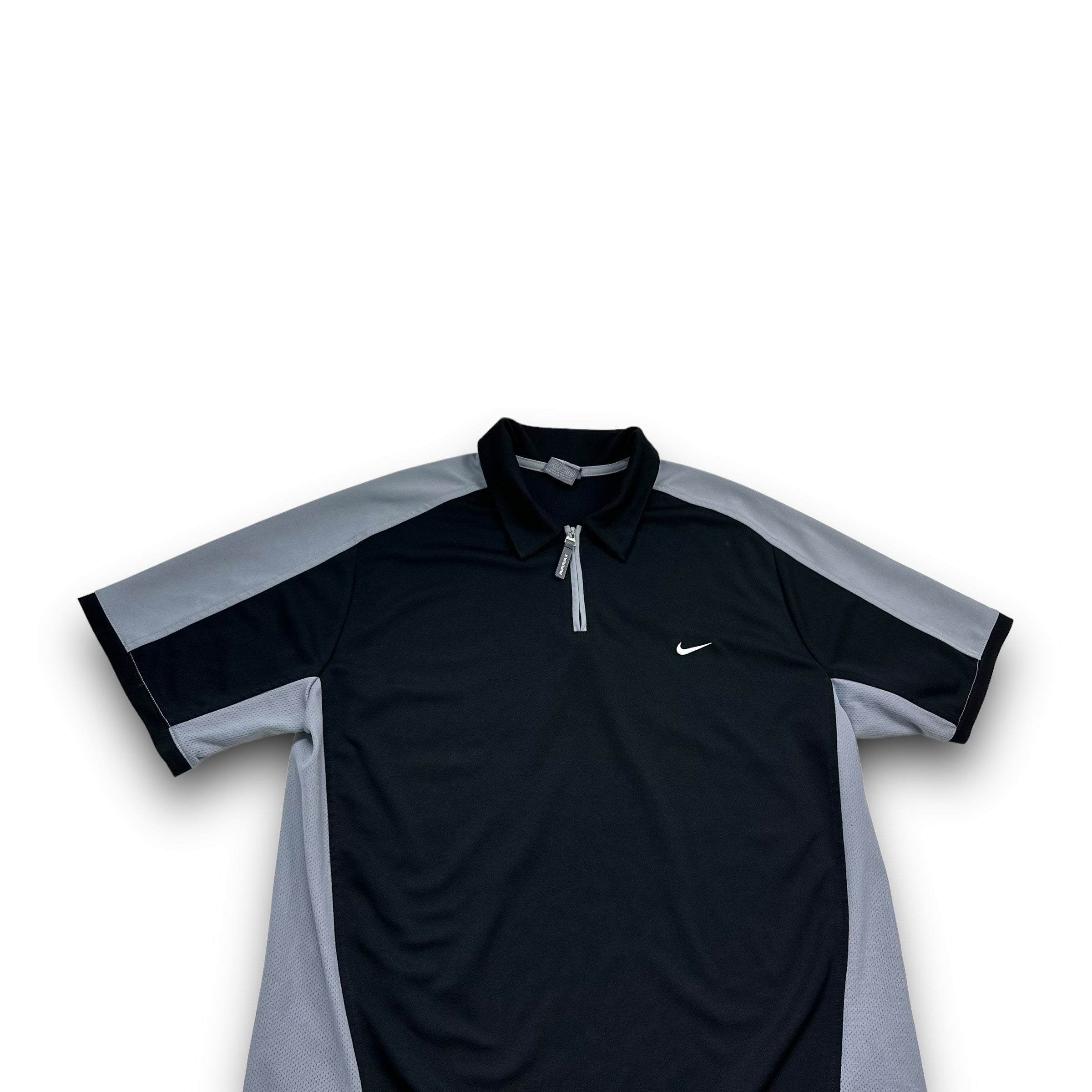 Nike 2000's airmax zip-up polo shirt (L)