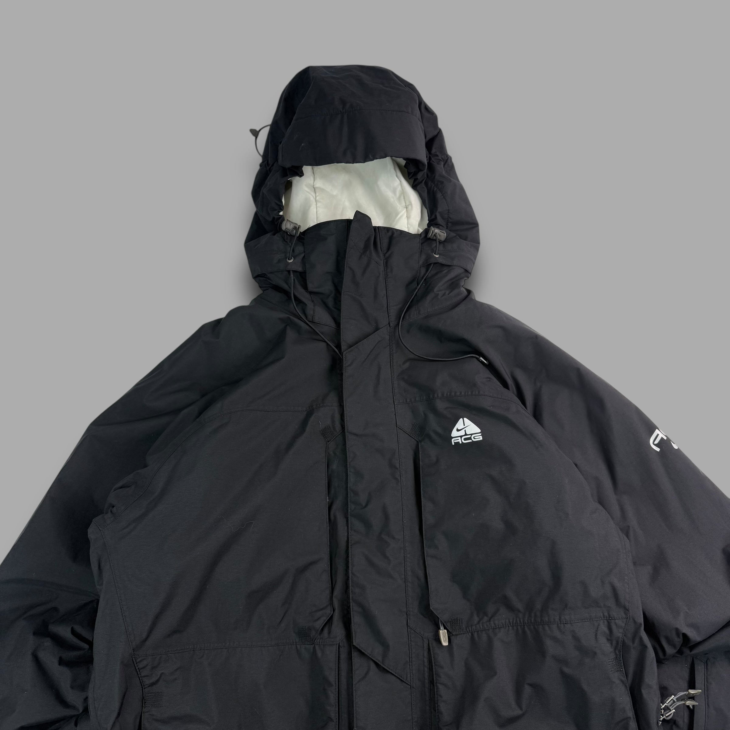 Nike ACG 2000's technical multi-pocket shell jacket (L)