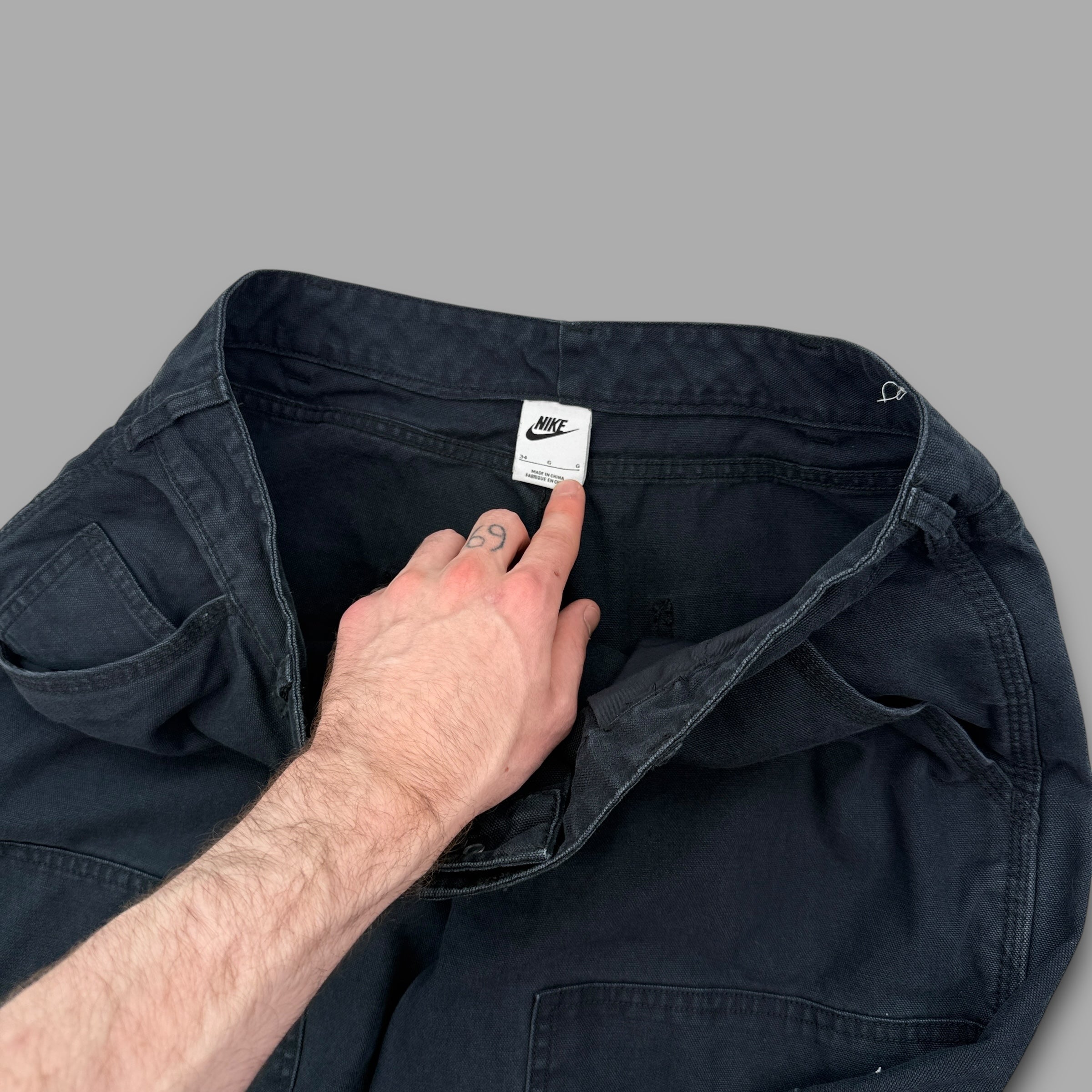 Nike baggy wide leg carpenter bottoms (M-L)
