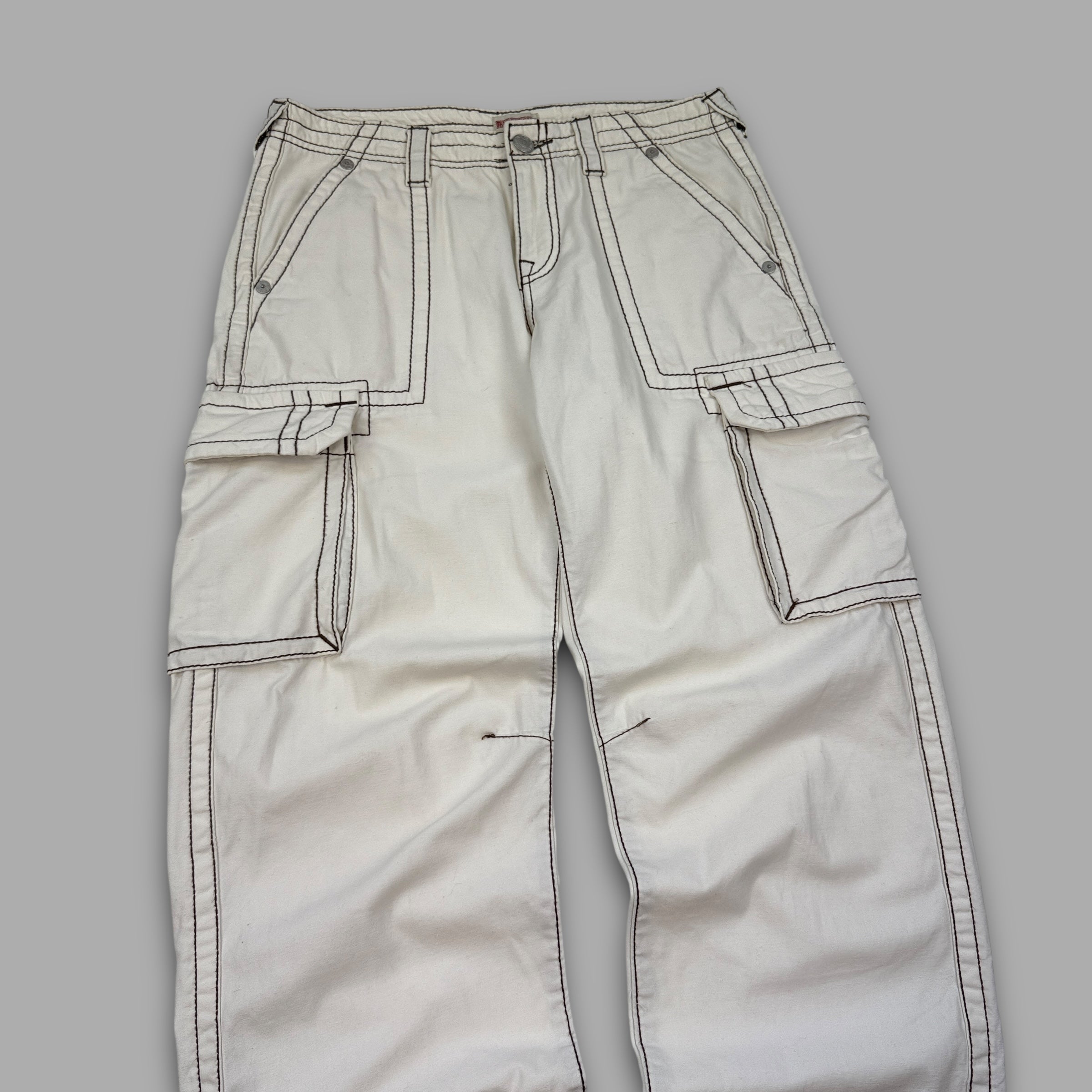 True religion 2000's straight leg contrast stitch jeans (S)