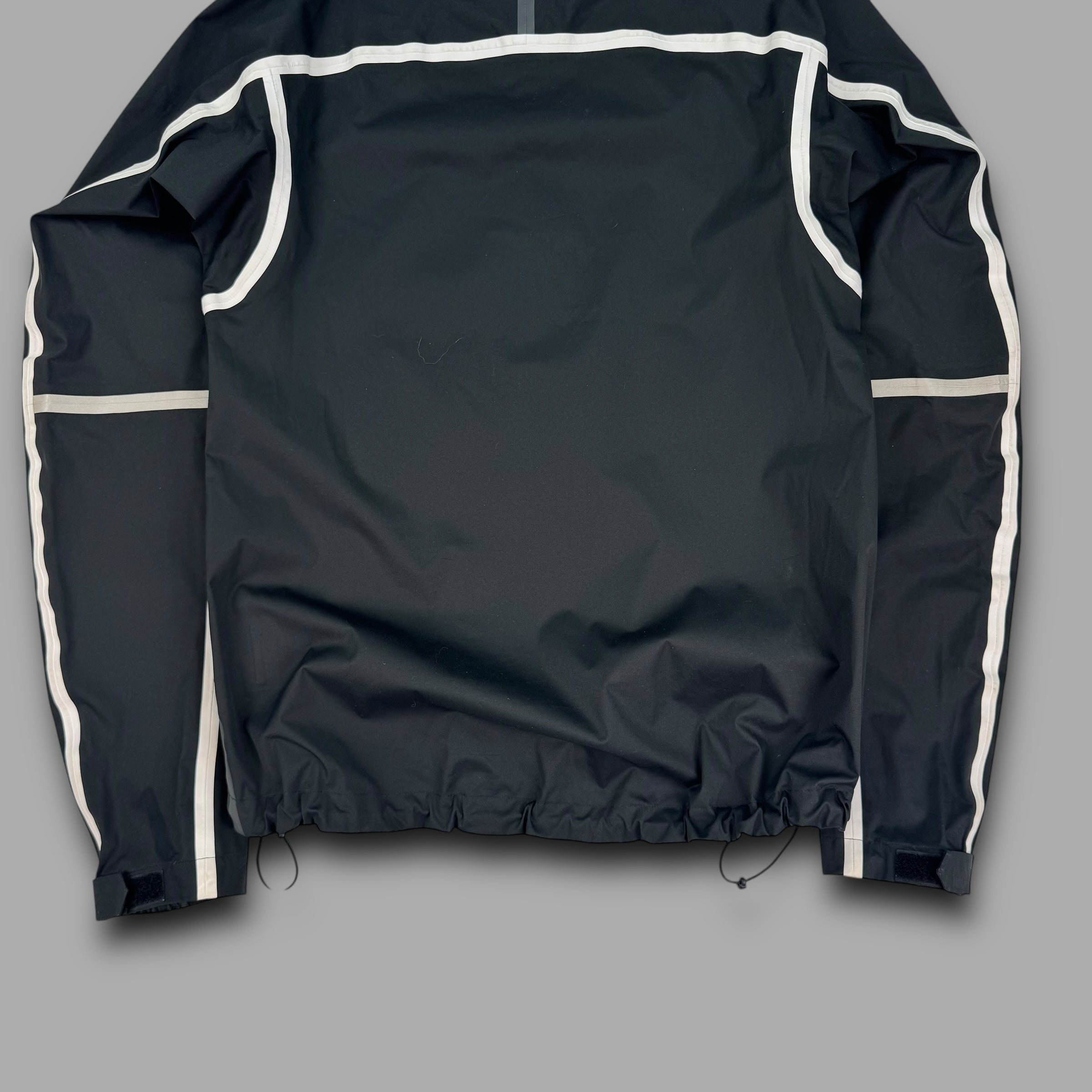 Nike 2000's technical softshell taped seams reflective jacket (XS)