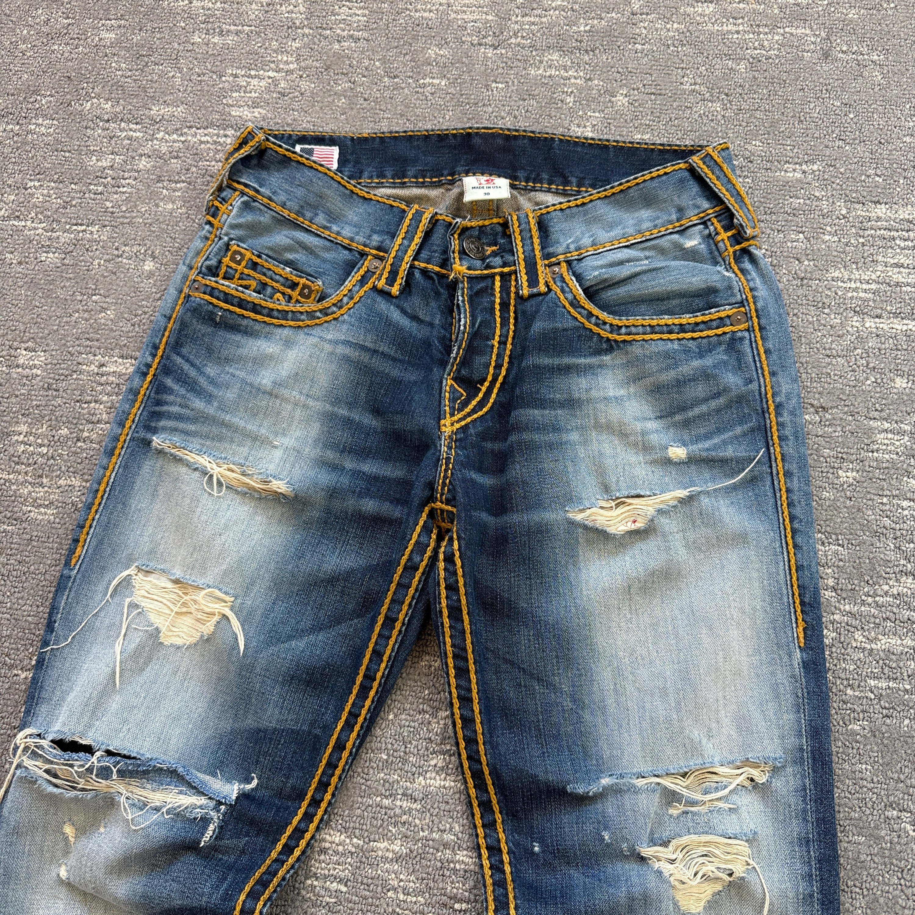 True religion 2002 relaxed straight bootcut denim contrast stitch distressed jeans (S)