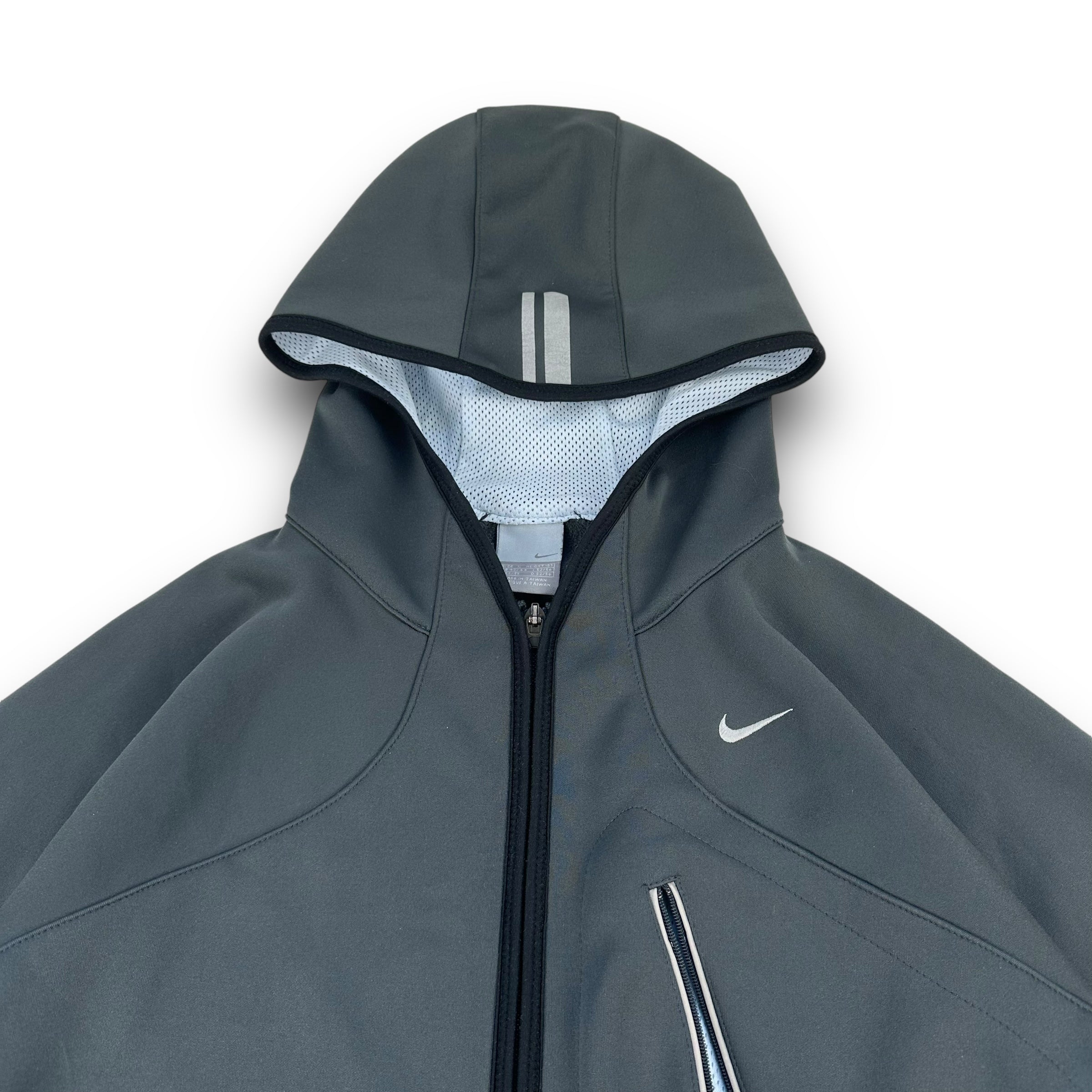 Nike 2000's sporting excellence water resistant hoodie (L)