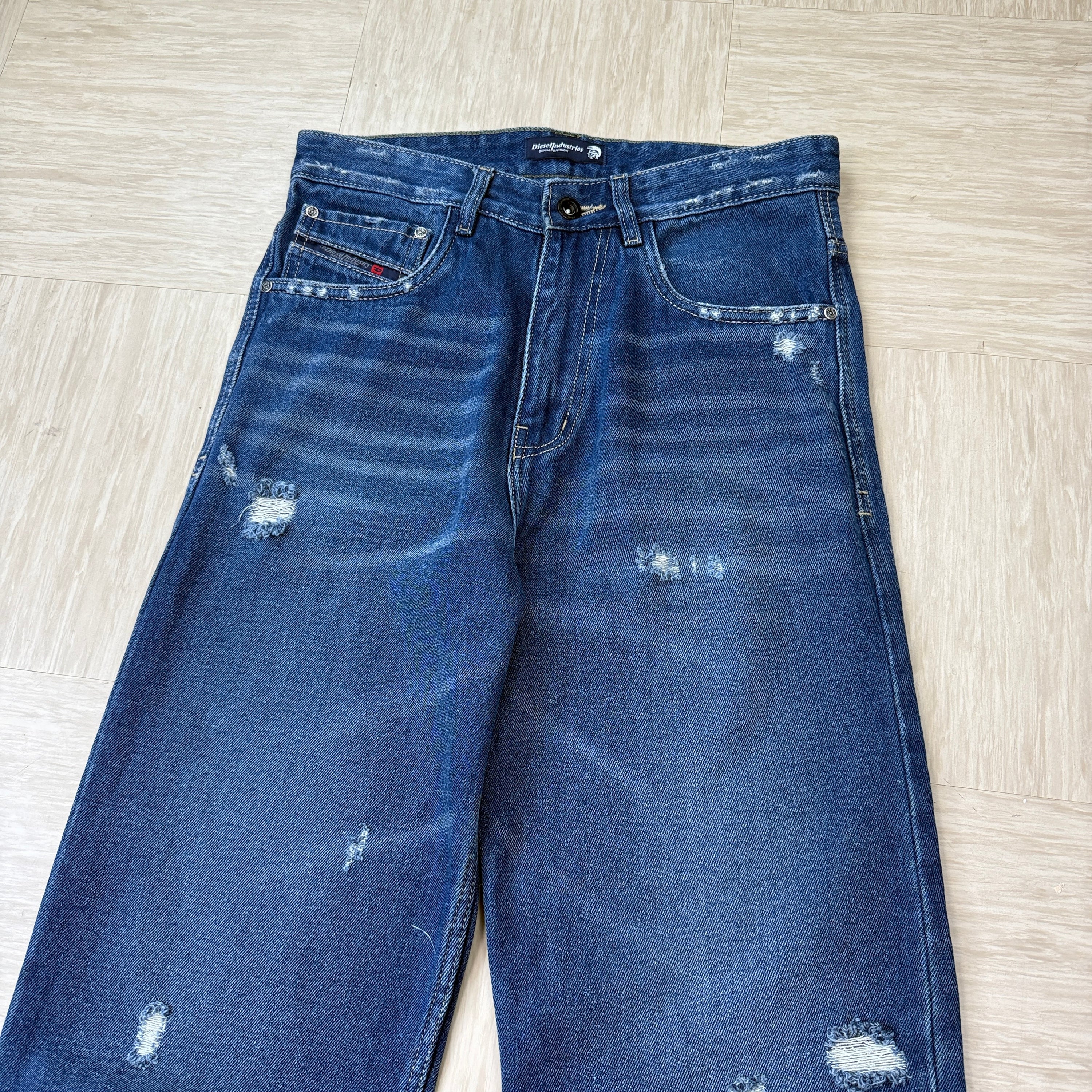 Diesel 2000's baggy distressed wide leg jeans (S)