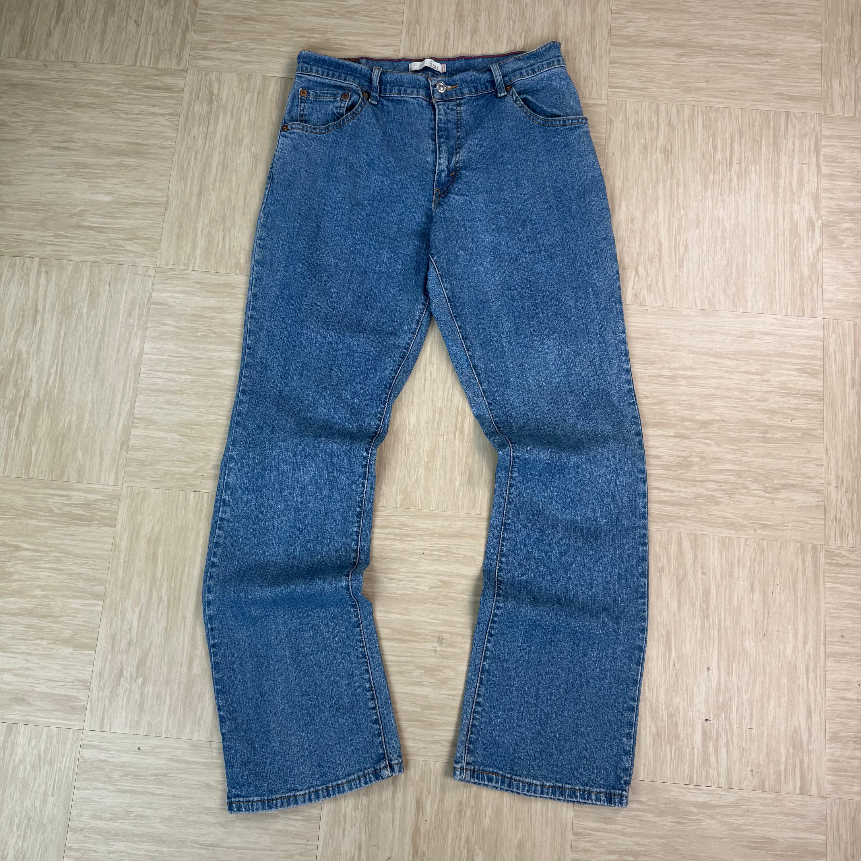 Levi's 550 2000's relaxed bootcut light washed denim jeans (S)
