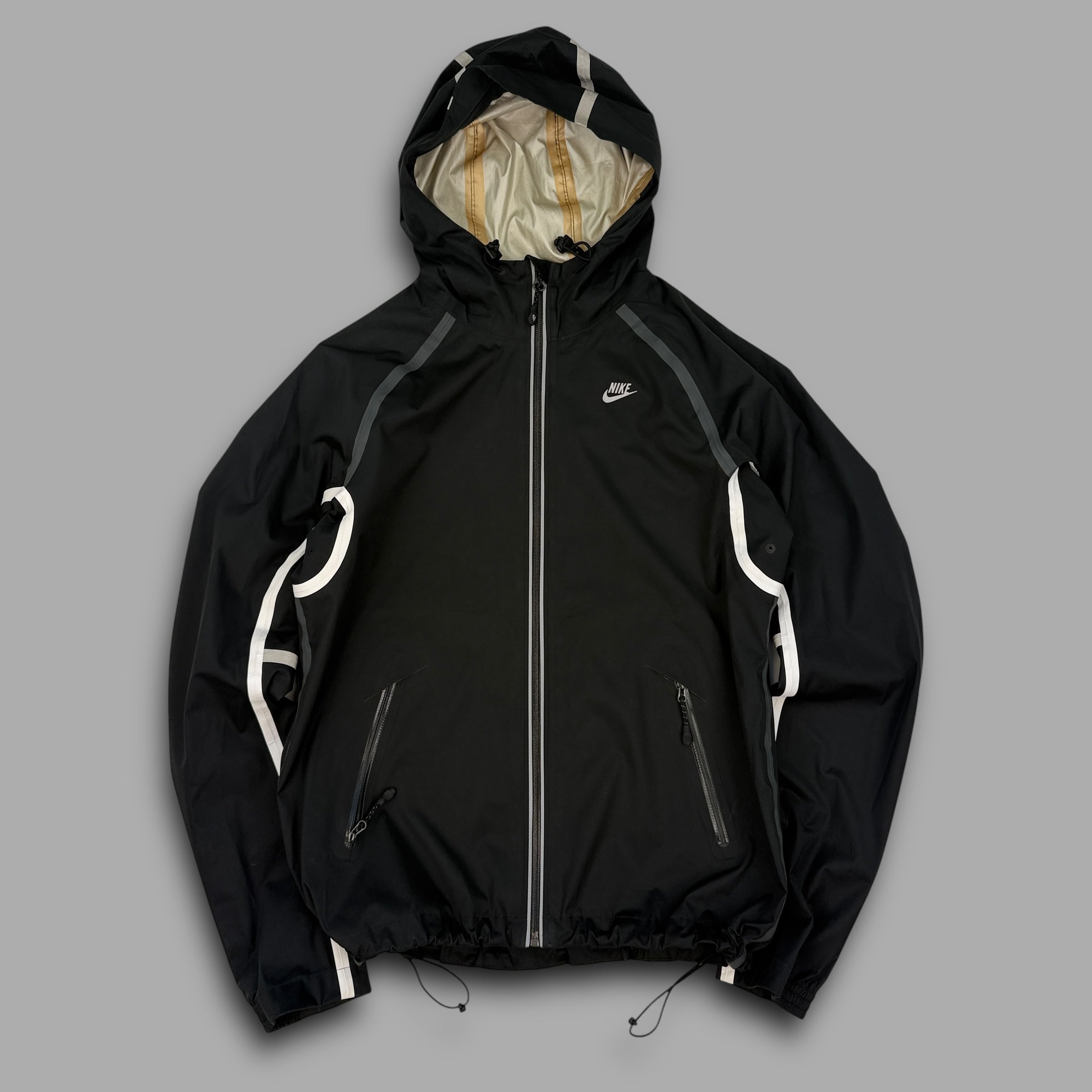 Nike 2000's technical taped seams reflective softshell jacket (S)