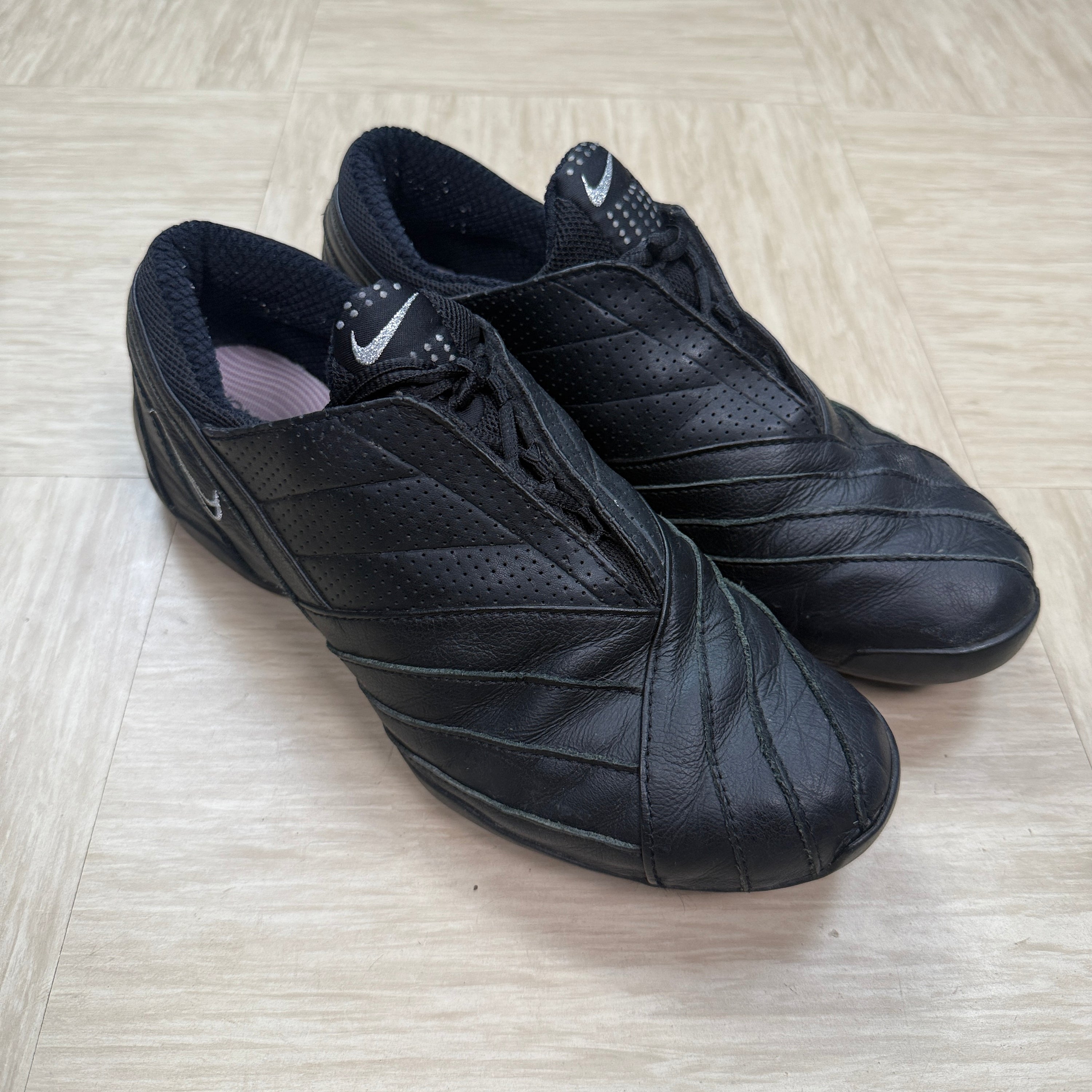 Nike zoom trainer guard 2004 (UK7)