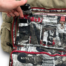 Load image into Gallery viewer, Quiksilver 2000’s technical multi-pocket satchel bag (L)
