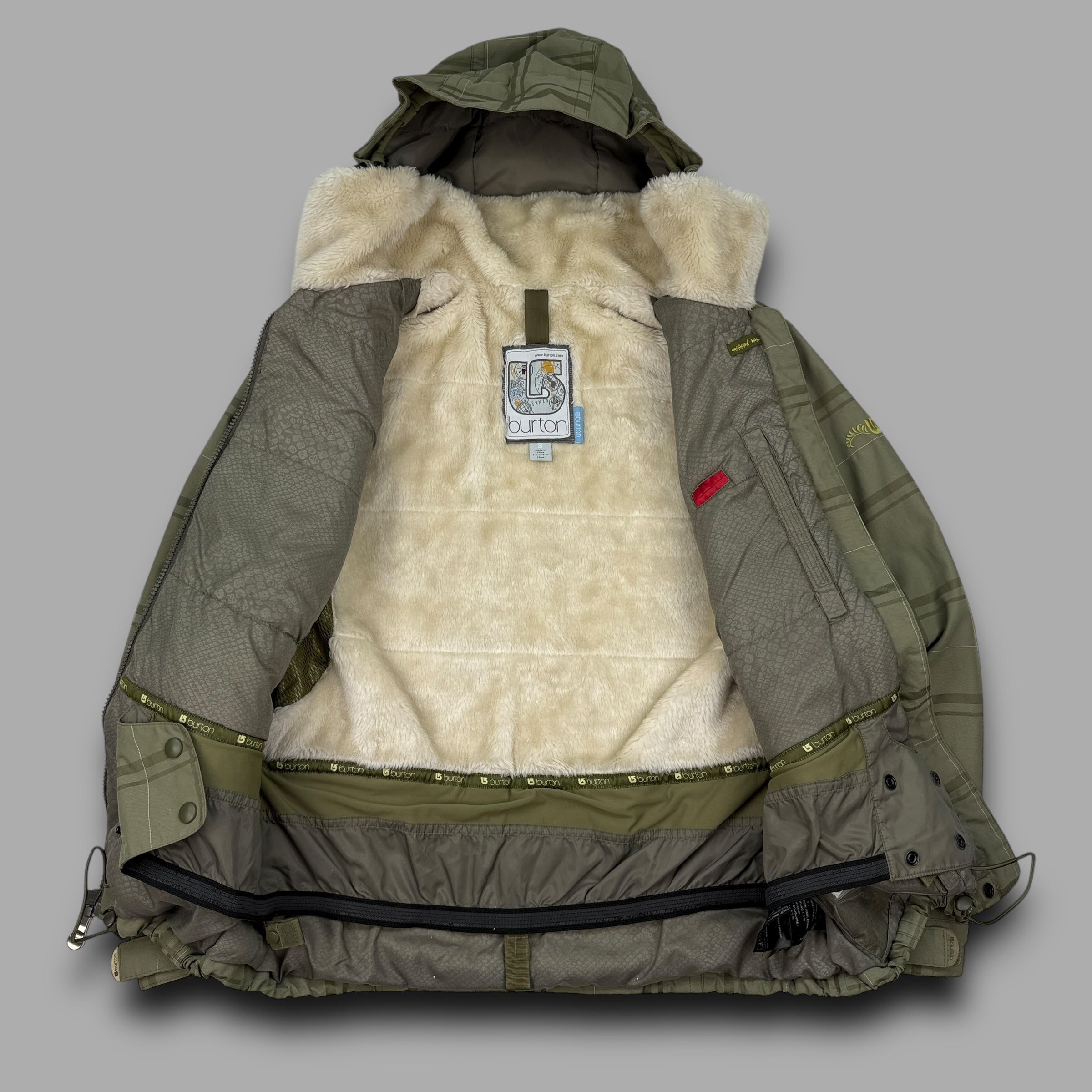Burton 2000's technical plaid magnetic closure softshell ski jacket (S)
