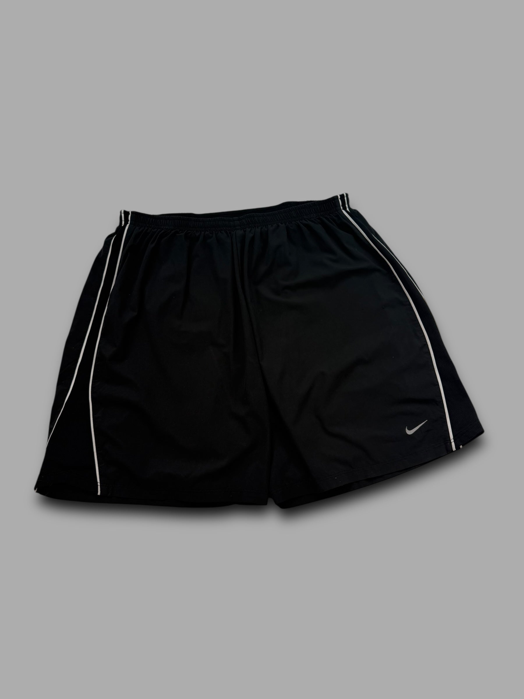Nike 2000's baggy dri-fit vented mesh shorts (L)