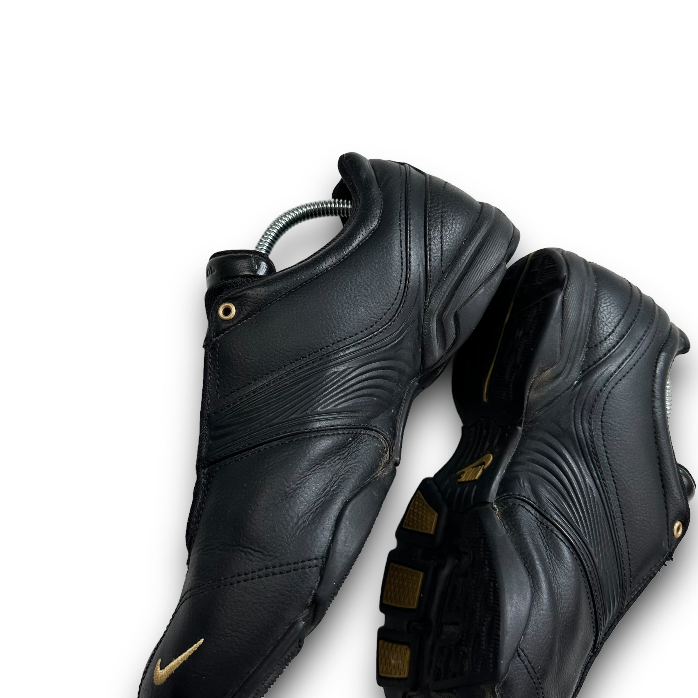 Nike air toukol II 'black and gold' 2010 (UK7)