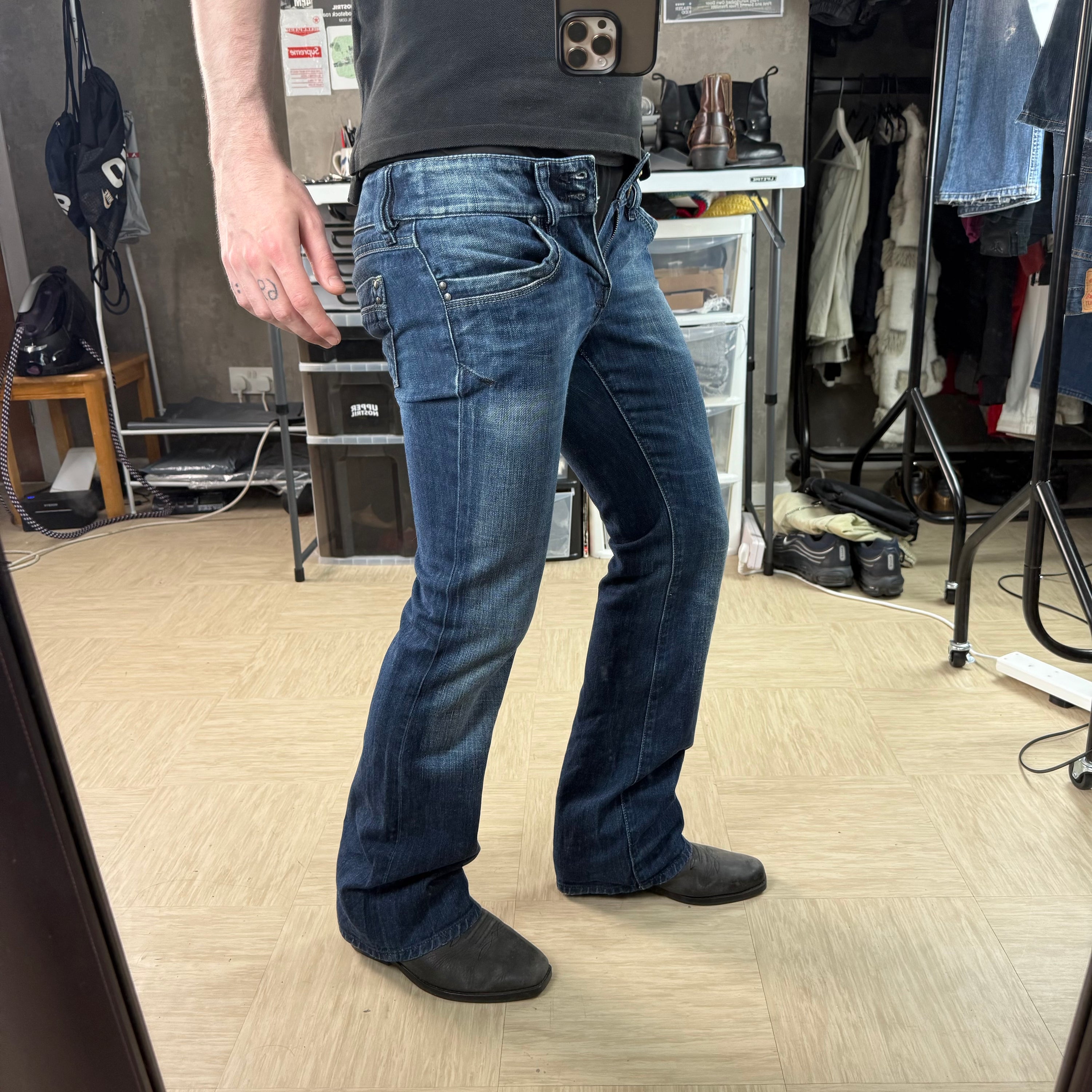 Diesel ronhar 2000's dark denim low waisted bootcut jeans (S)