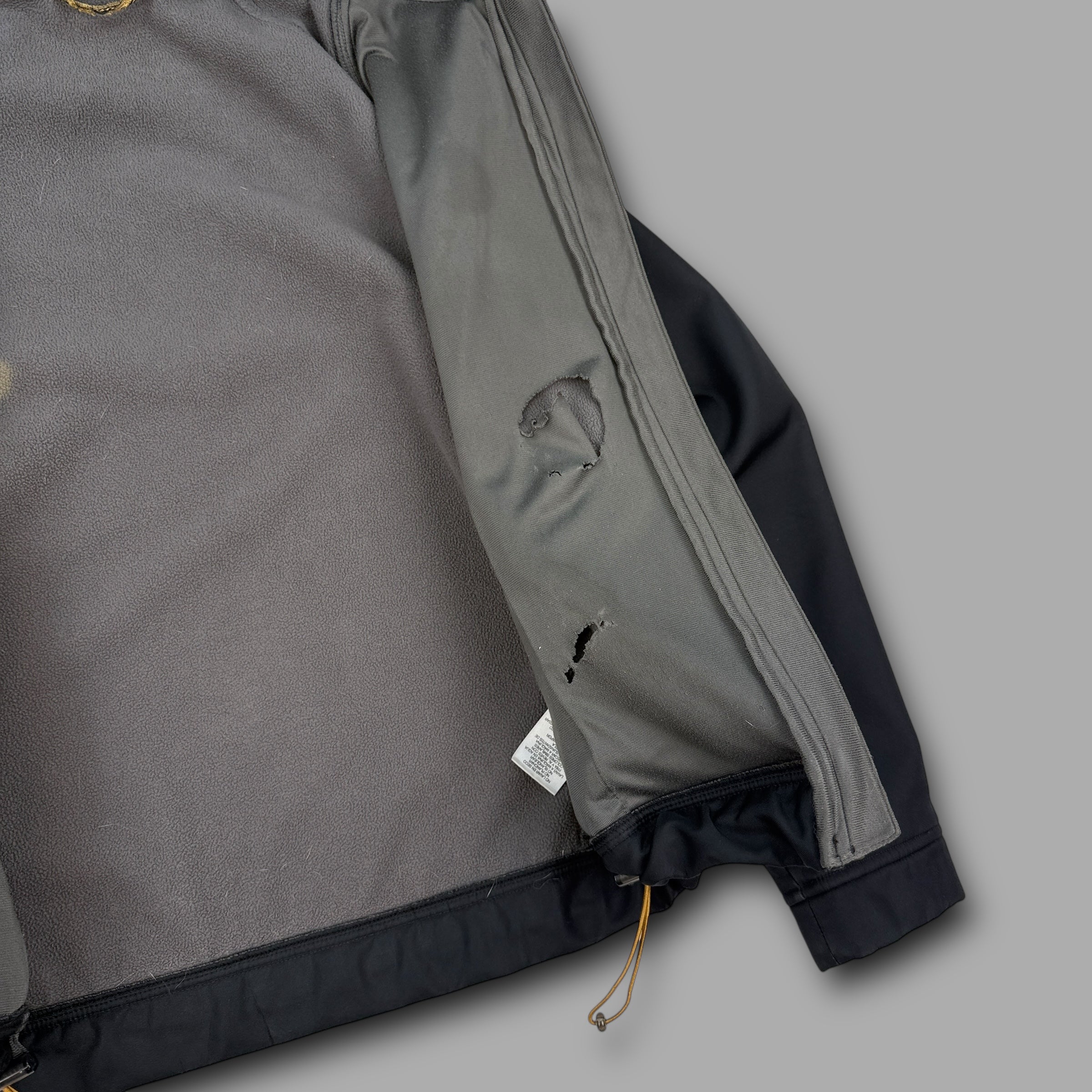 Salomon 2000's technical zip up softshell midlayer (S)