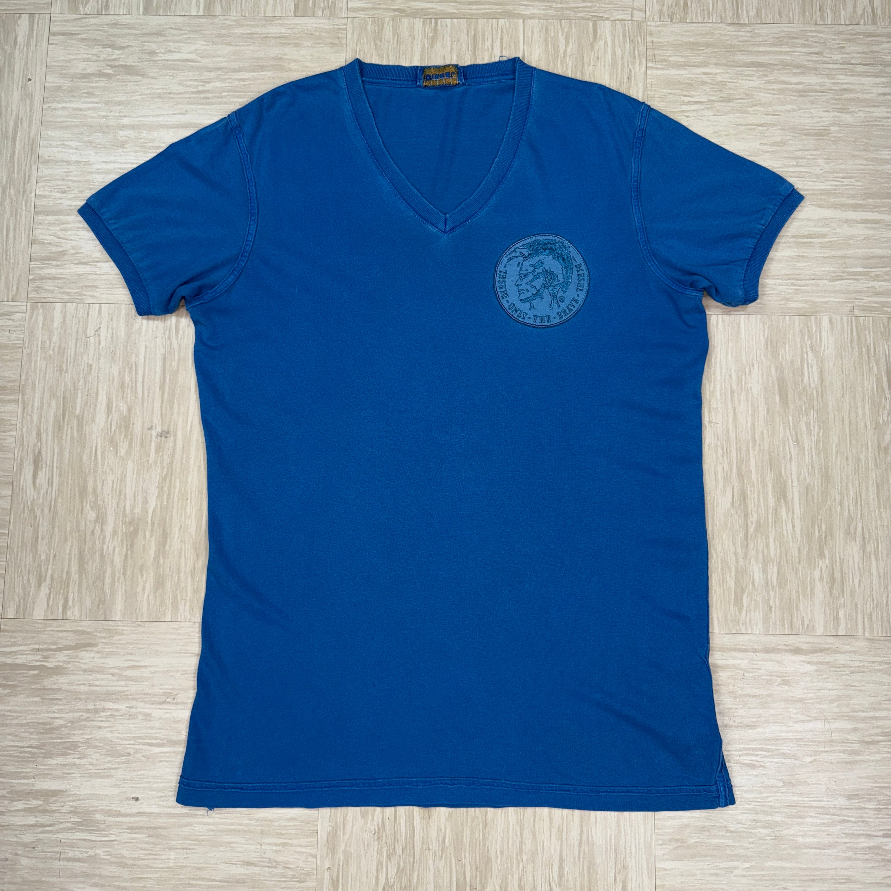Diesel 2000's washed embroidered v-neck tee (S)