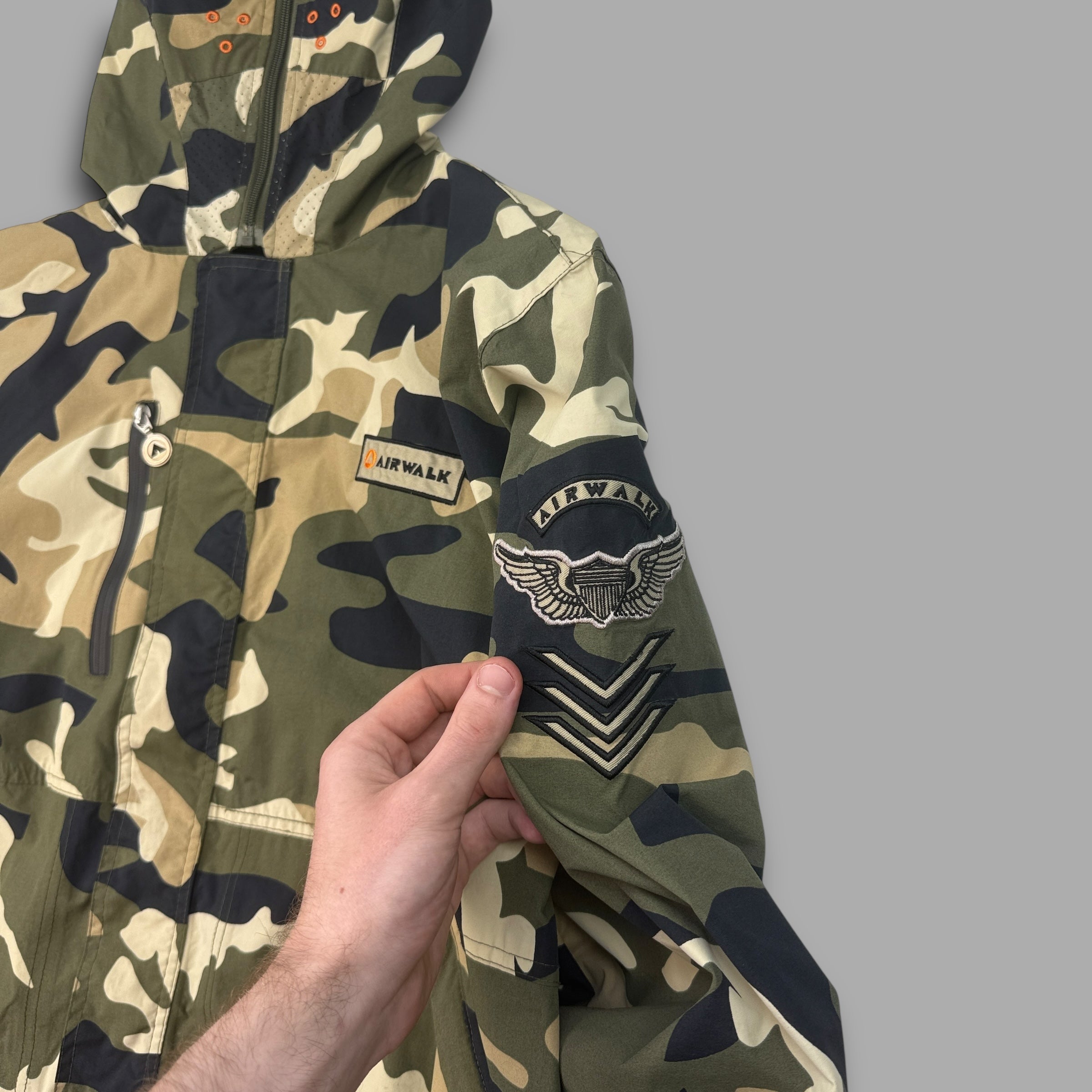 Airwalk 2000's technical camo goggle ski jacket (L)