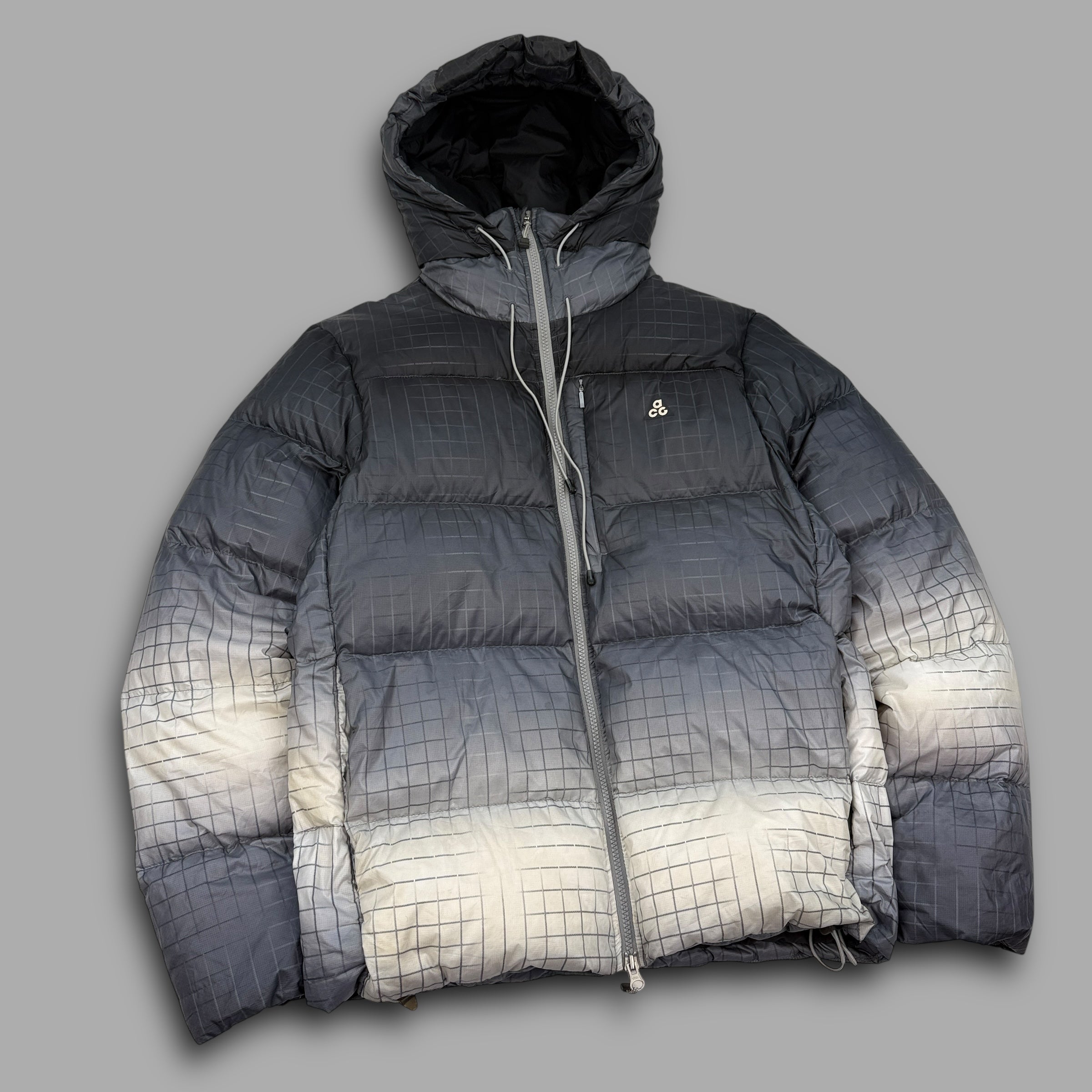Nike ACG 2007 technical gradient downfilled puffer jacket (L)