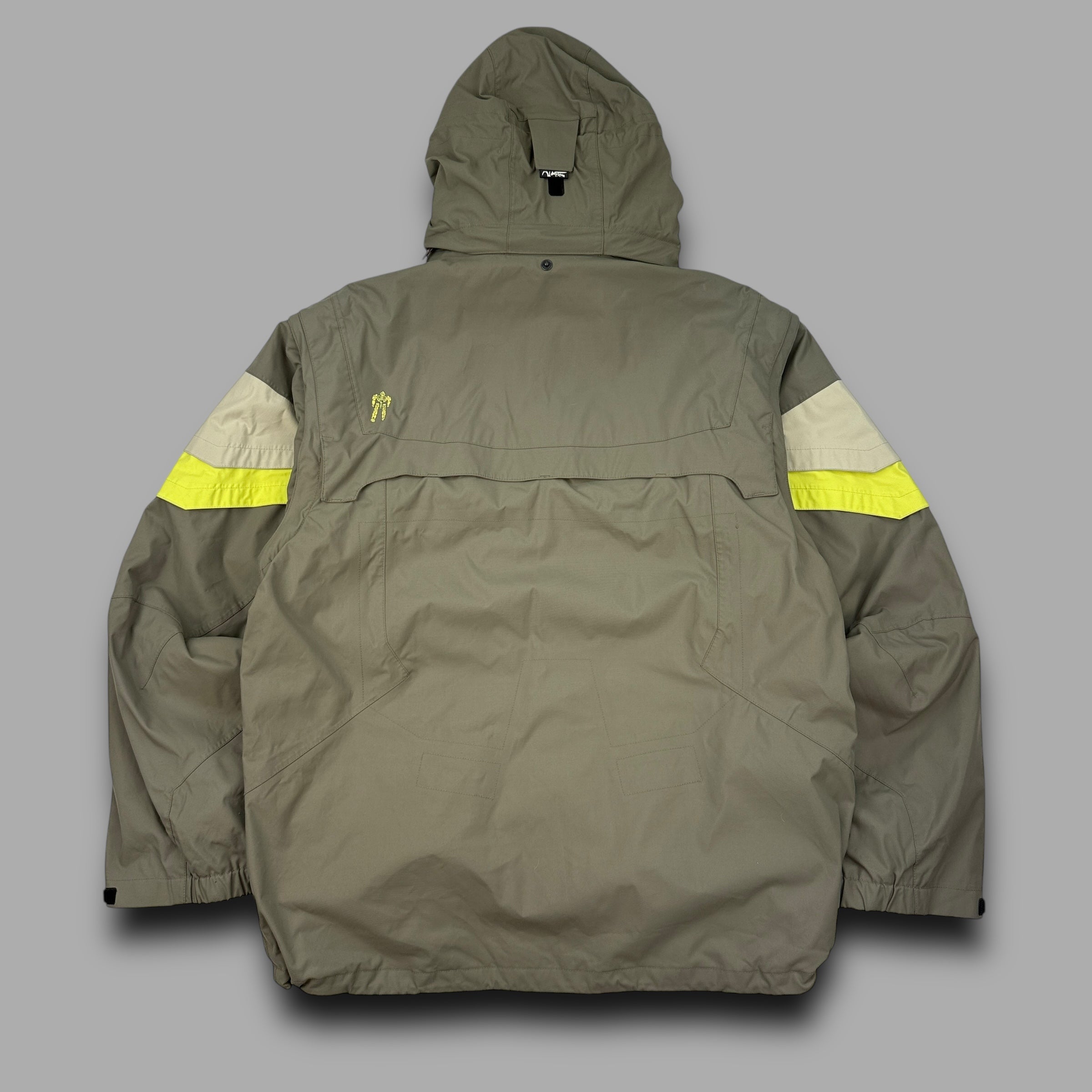 Quiksilver endurance series 2000's technical multi-pocket panelled ski jacket (L)