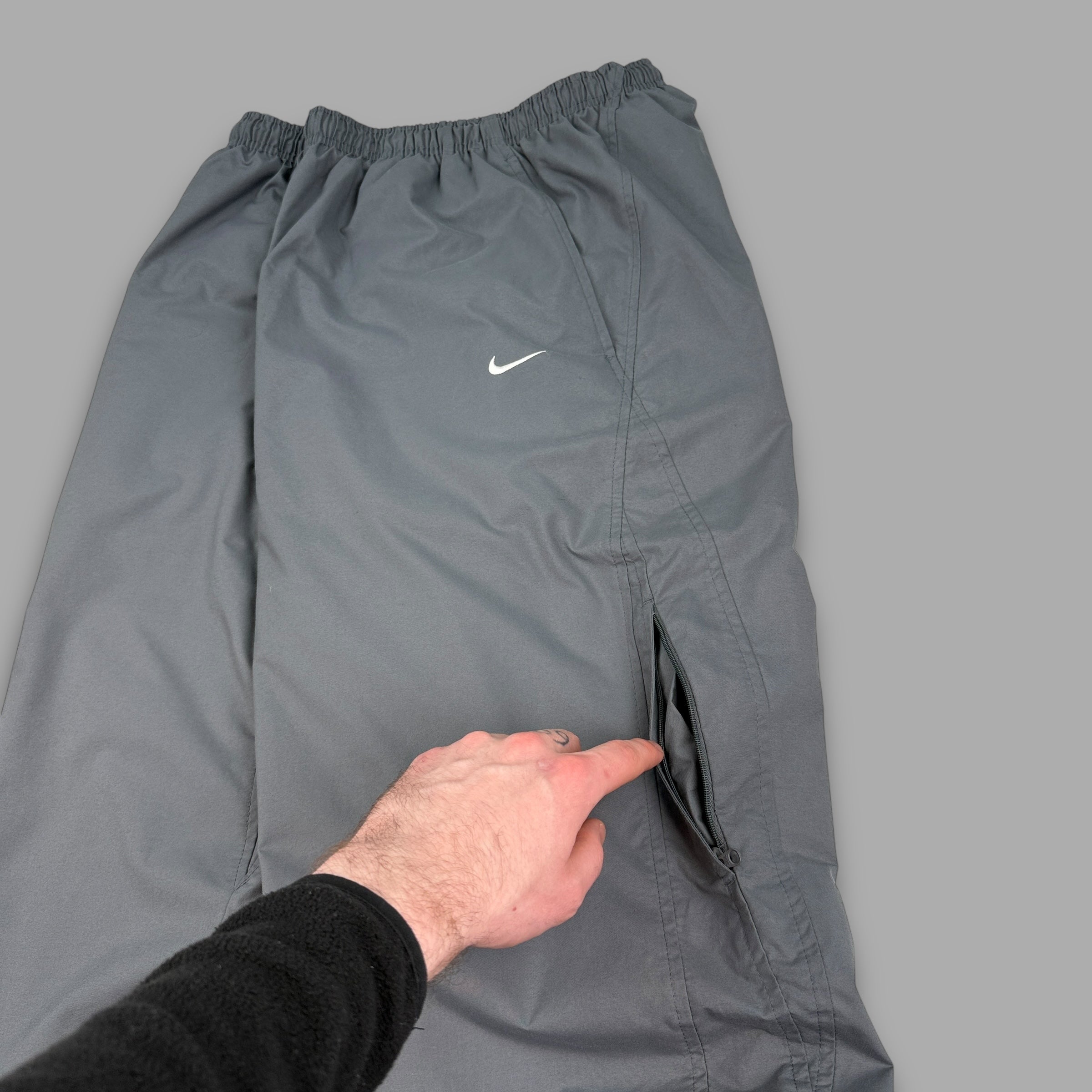 Nike 2000's baggy panelled uncuffed track bottoms (L)