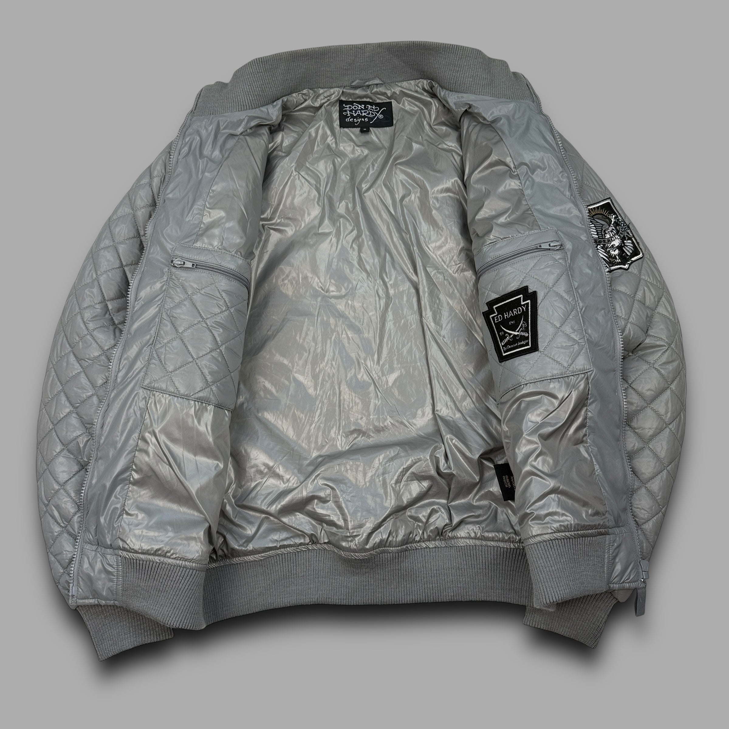 Ed hardy 2000's diamond stitch graphic quilted puffer jacket (M)
