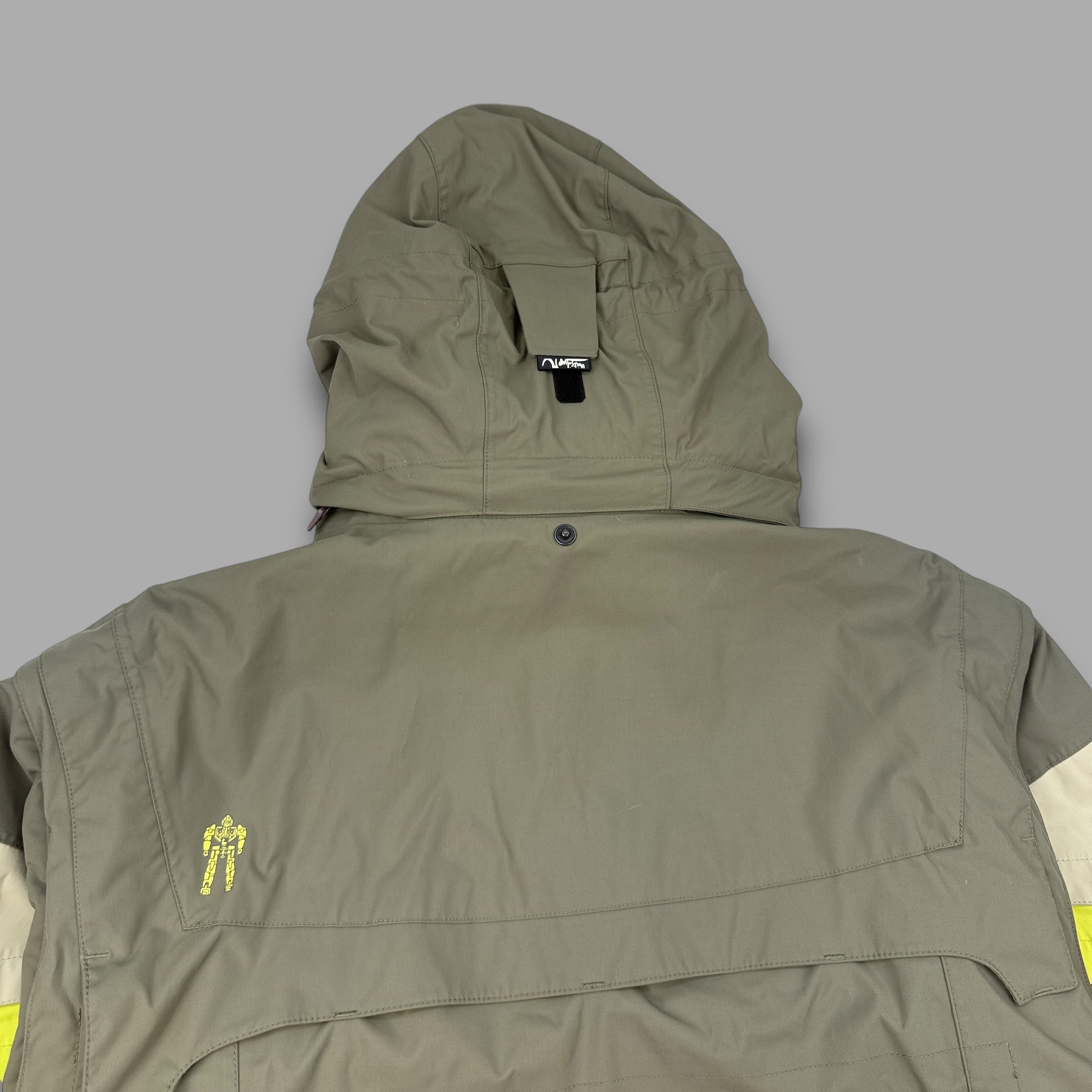Quiksilver endurance series 2000's technical multi-pocket panelled ski jacket (L)
