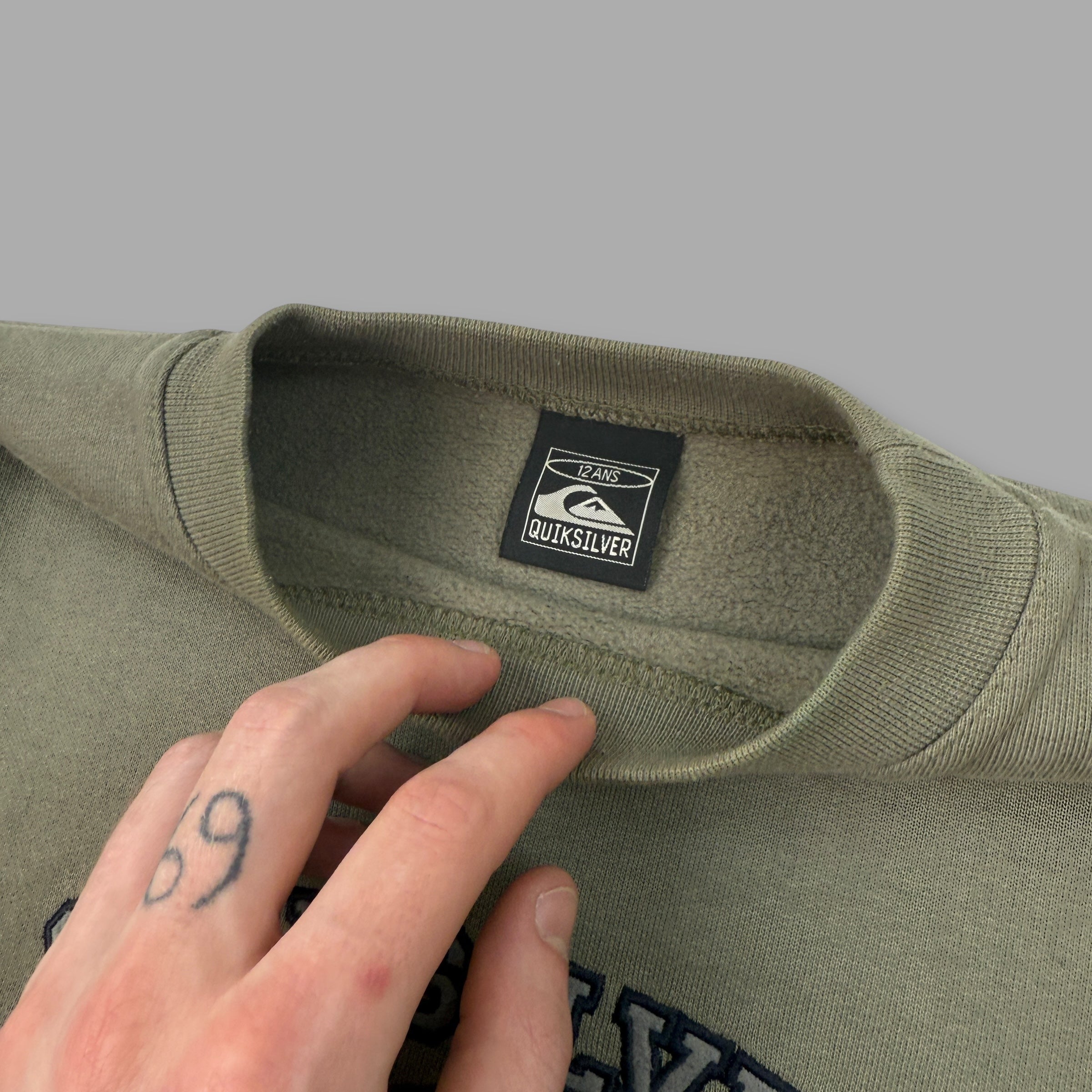 Quiksilver 2000's spellout embrodiered pullover sweatshirt (XS)
