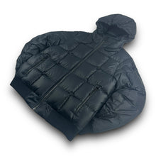 Load image into Gallery viewer, Nike 2000’s square stitch 550 down-filled puffer jacket (M)
