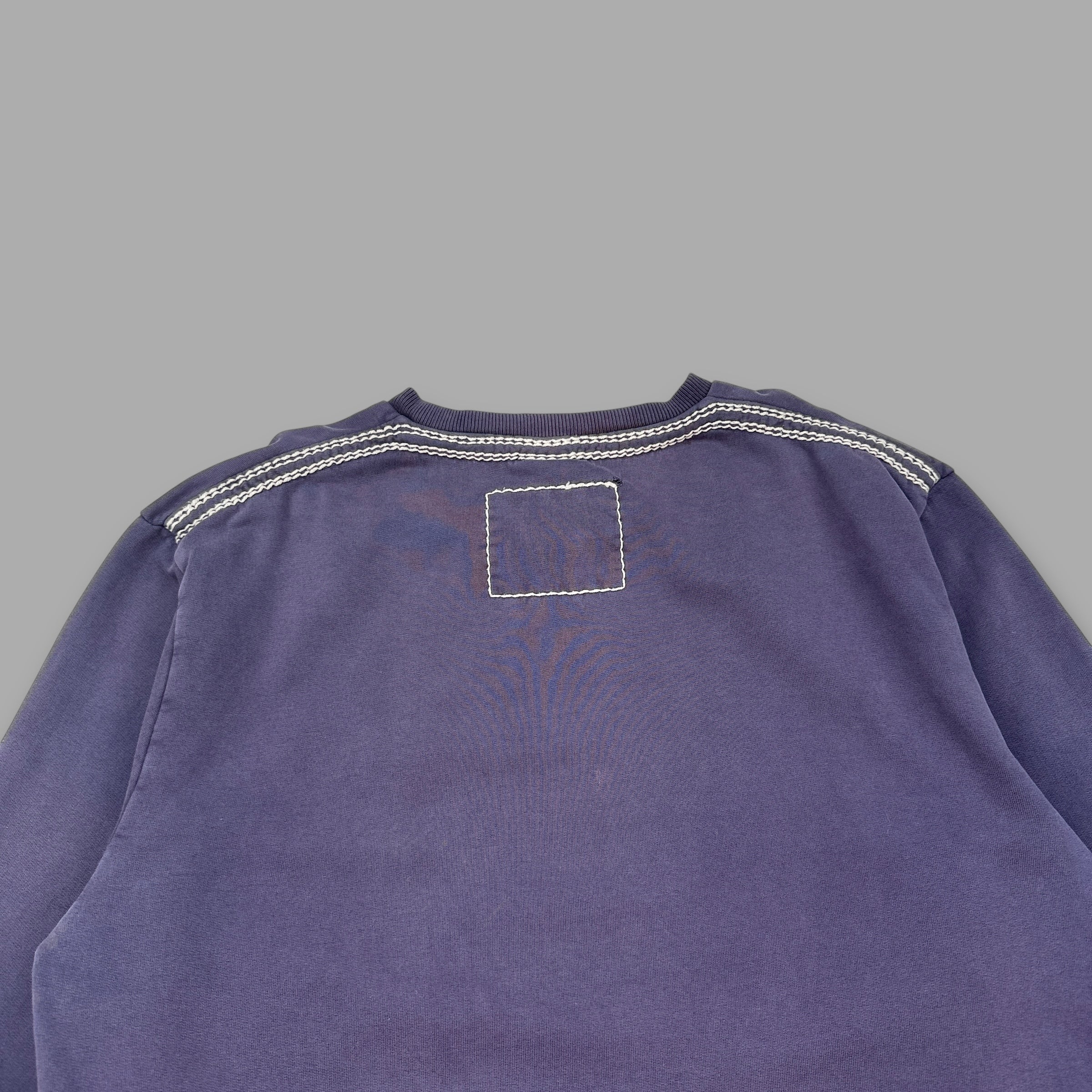 True religion 2000's triple stitch pullover sweatshirt (XL)