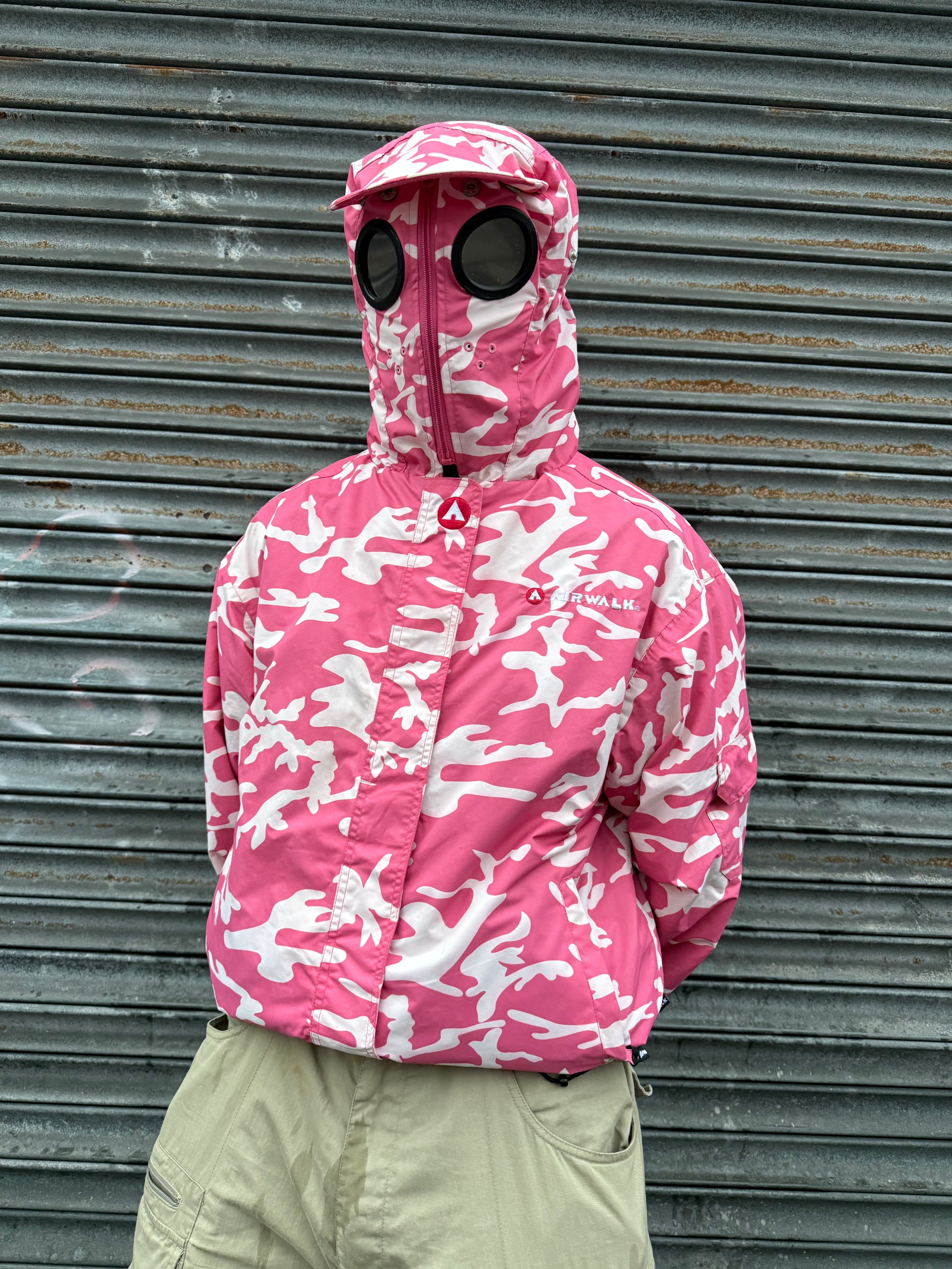 Airwalk 2000's technical camo goggle jacket (S) – Uppernostril