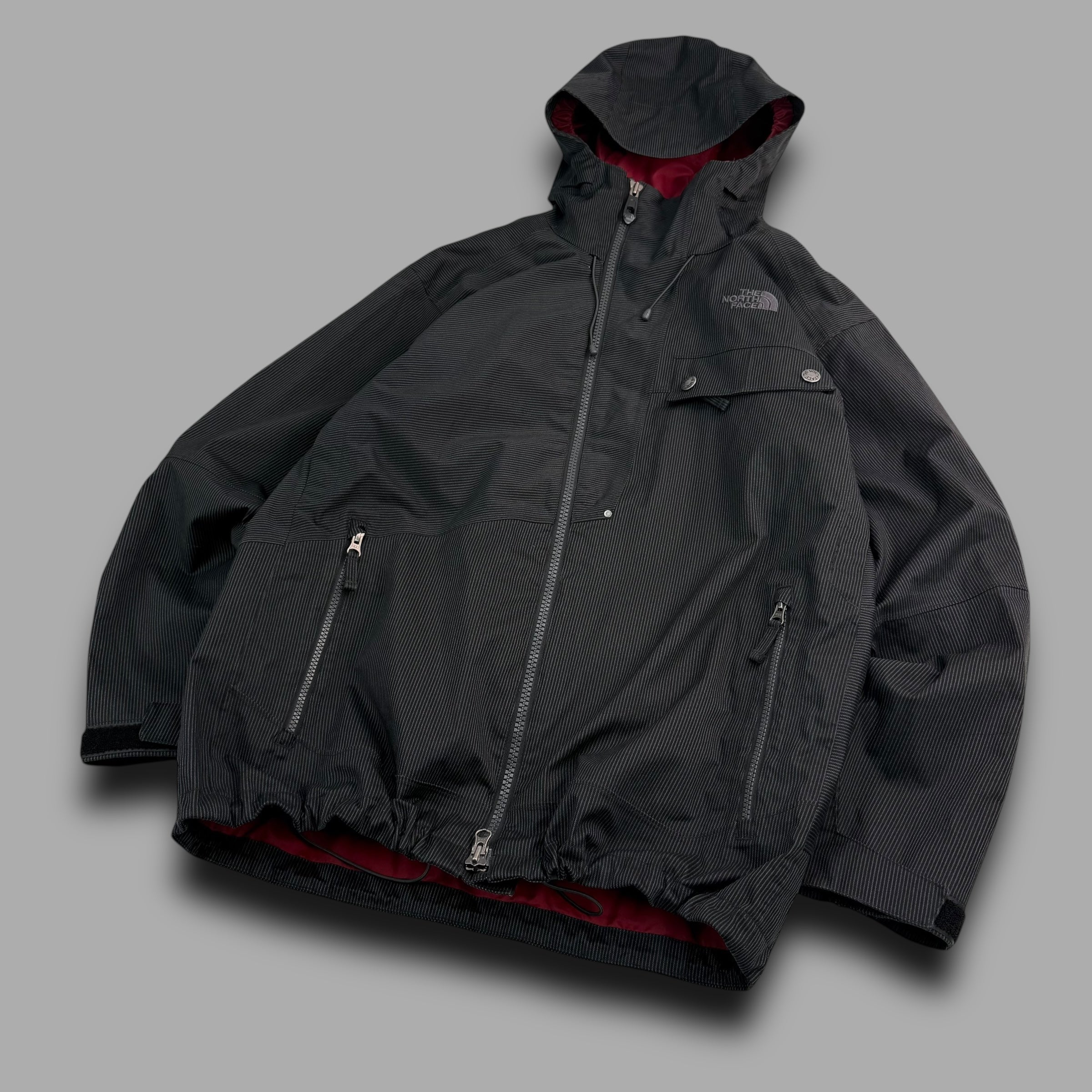 The north face 2010 technical asymmetrical zip pinstripe ski jacket (S)