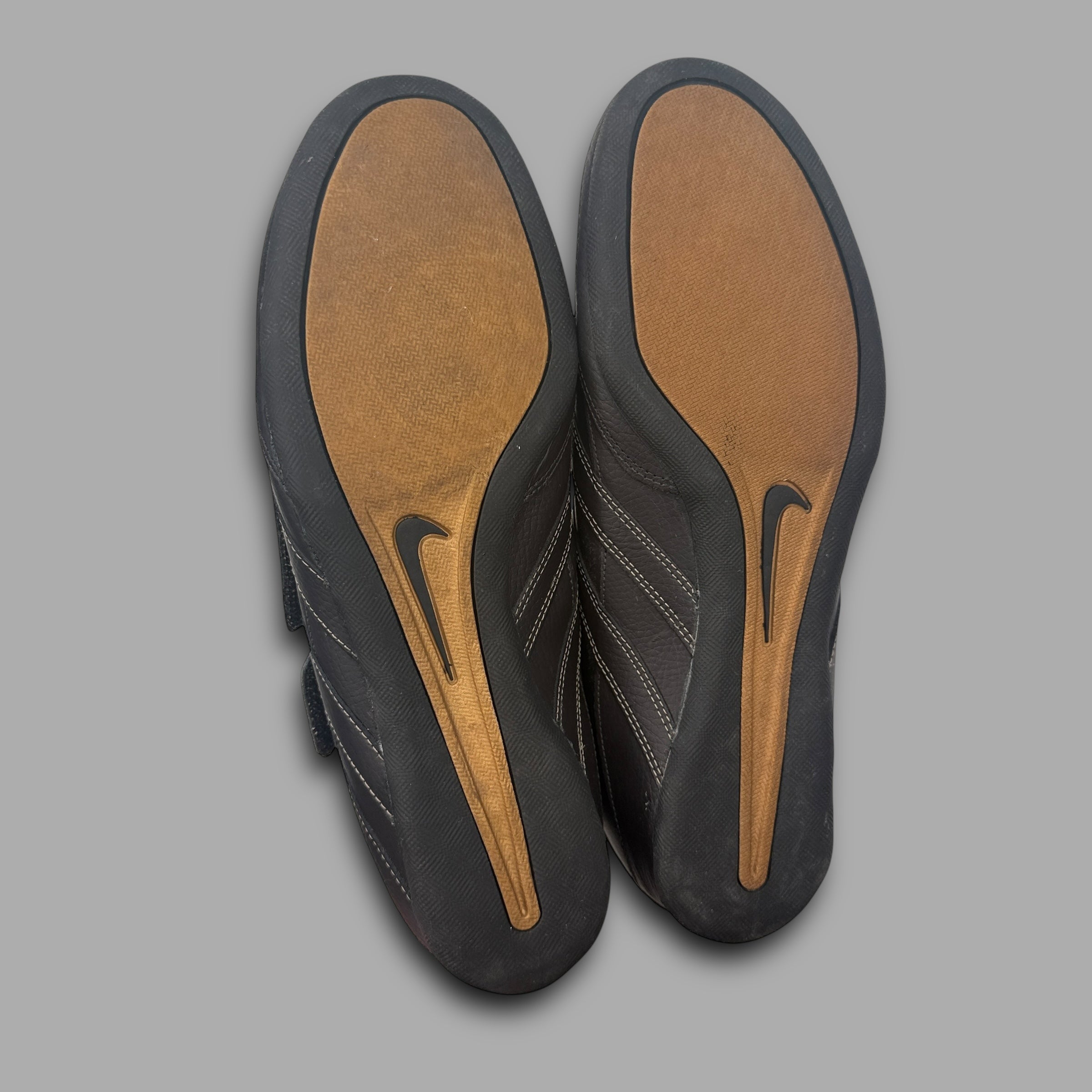 Nike roubiax V 2010 slip on velcro (UK8)