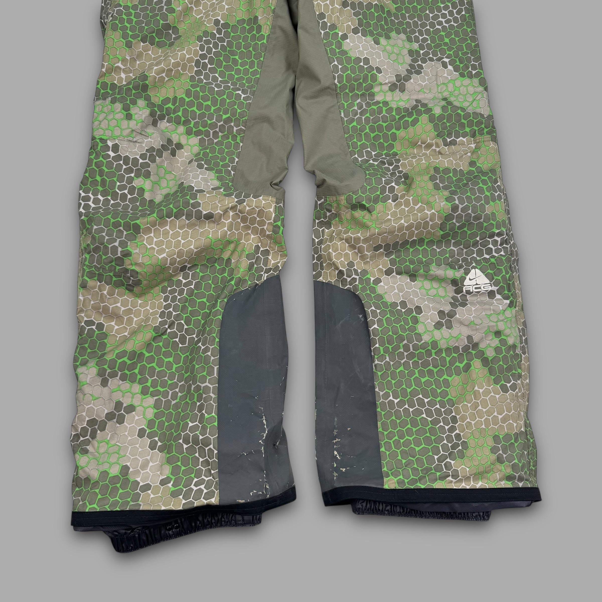 Nike ACG 2000's technical hex monogram ski sallopettes (S)