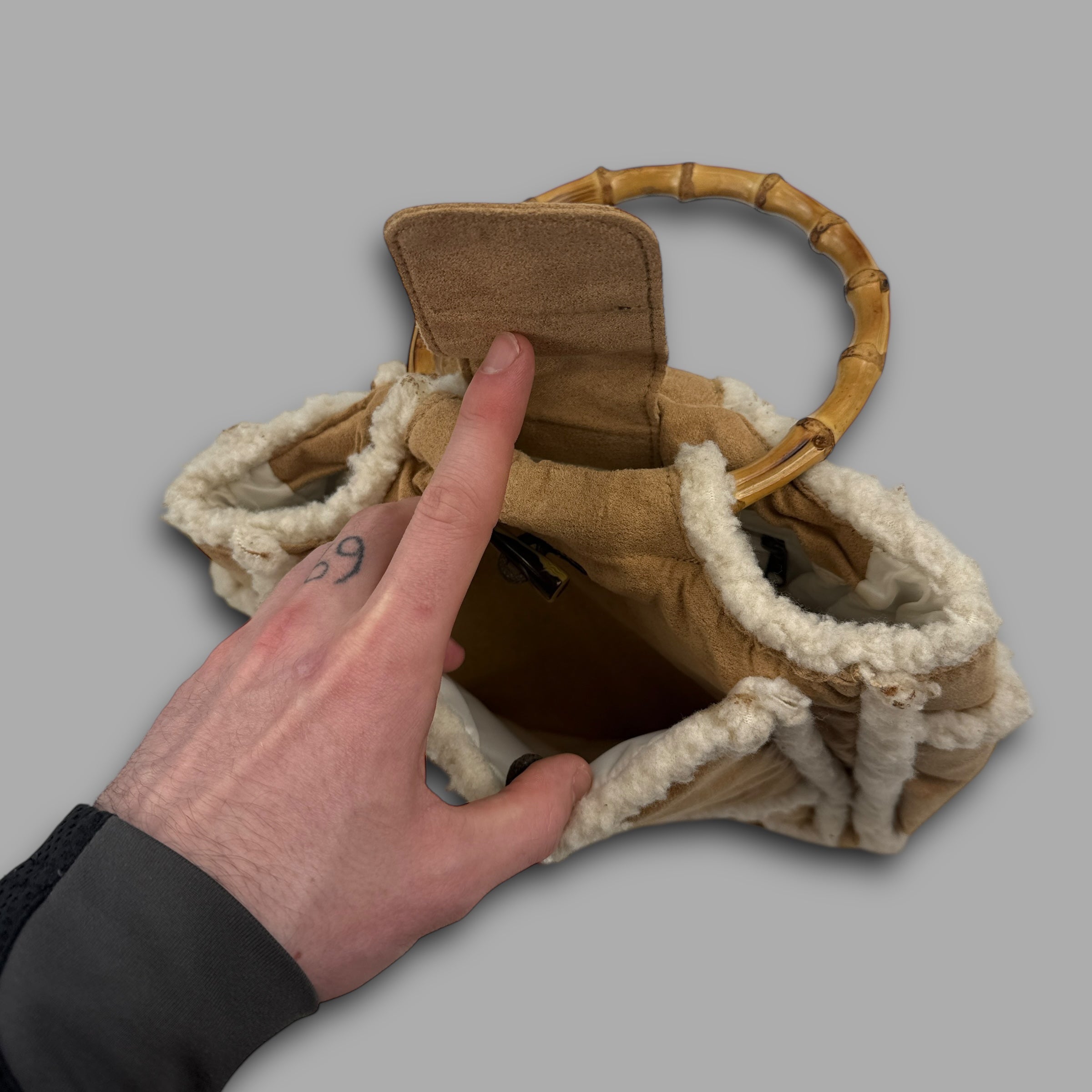 Animal suede handbag with bamboo handles (OS) wms