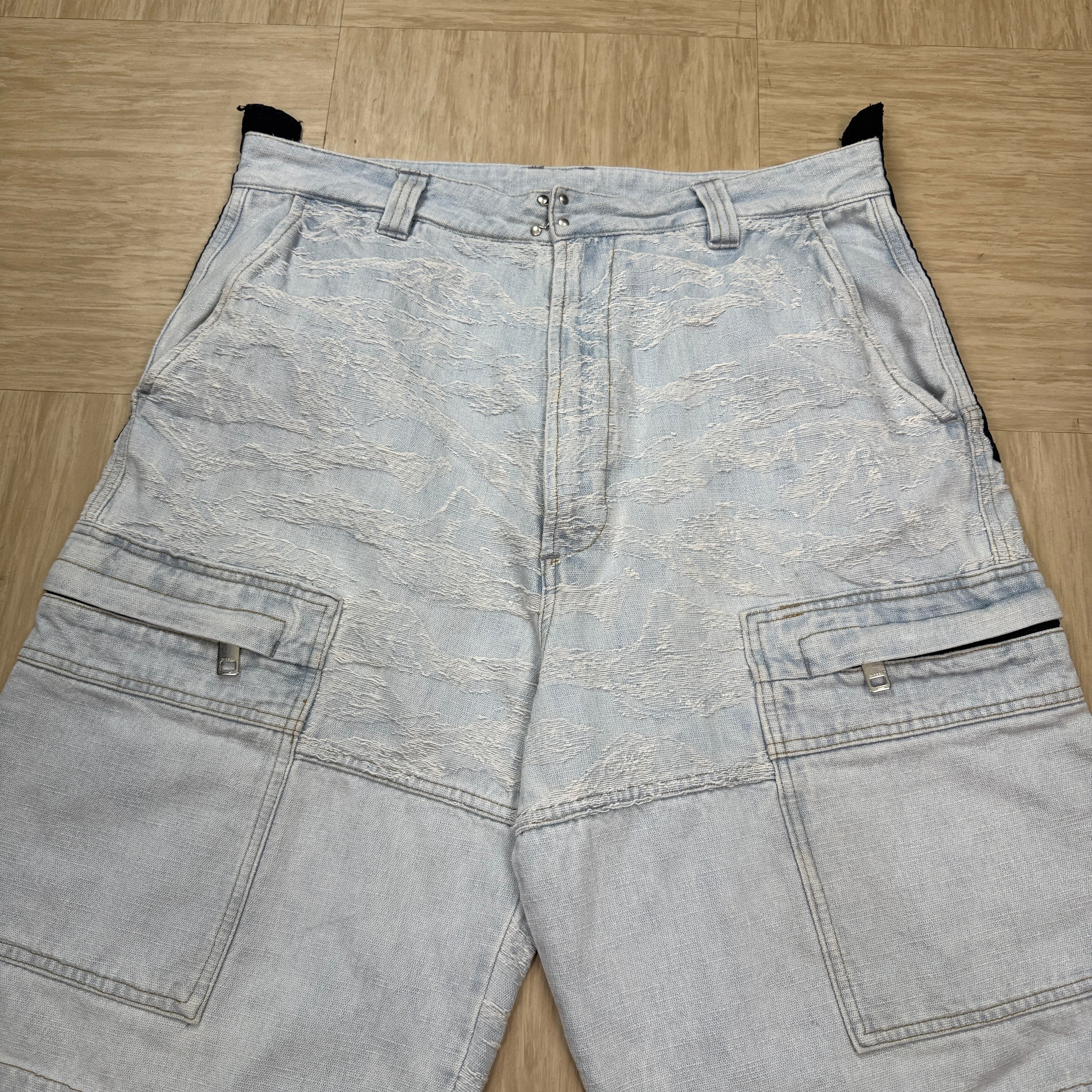 Diesel 2000's baggy wide leg embroidered jean shorts (M)