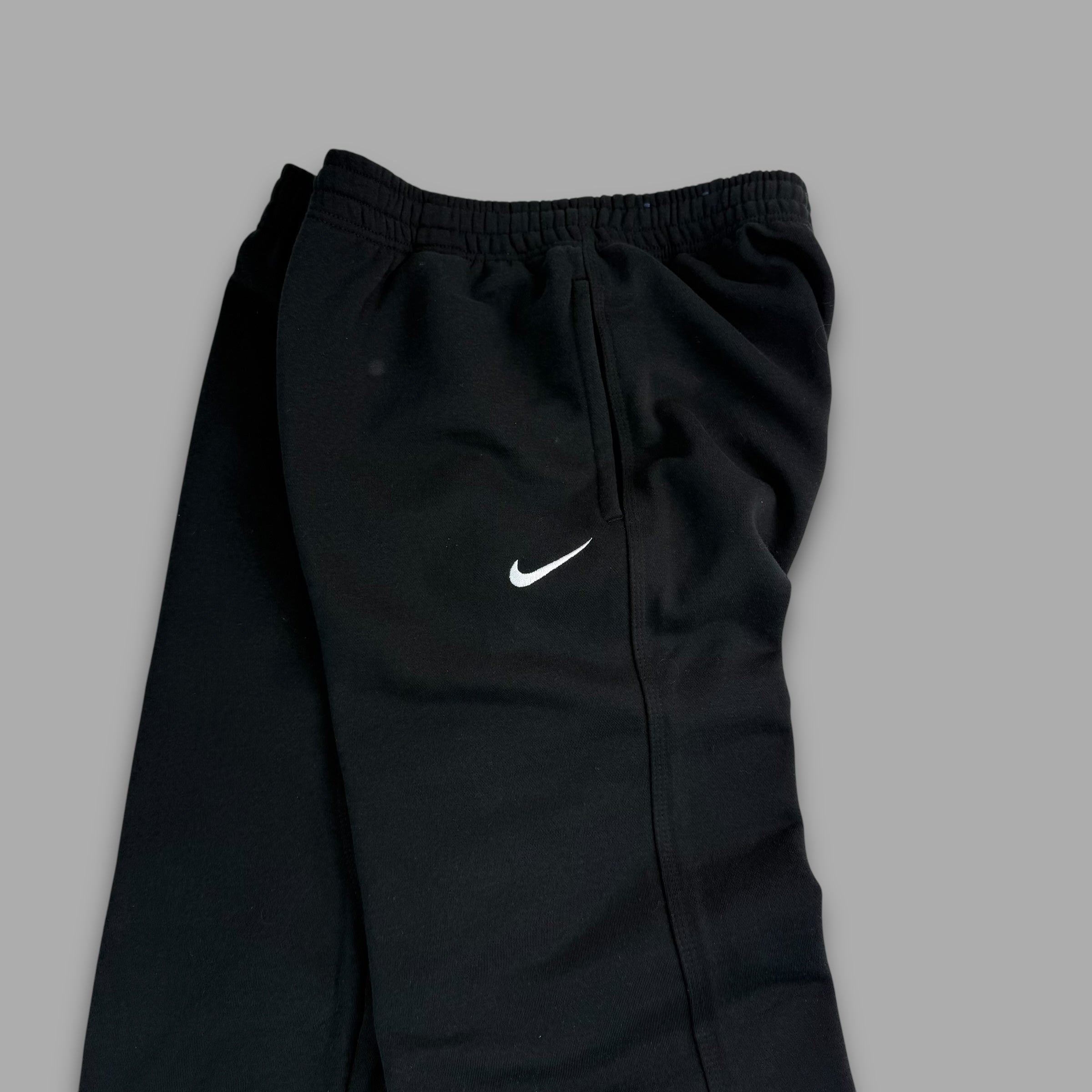 Nike 2000's baggy straight leg joggers (M)