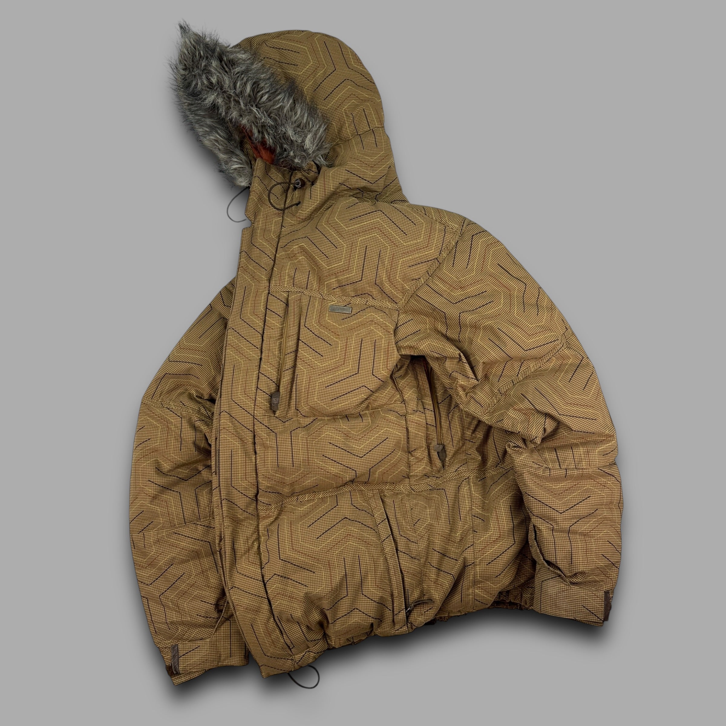Burton 2000's technical vented monogram ski jacket with fur hood (L)